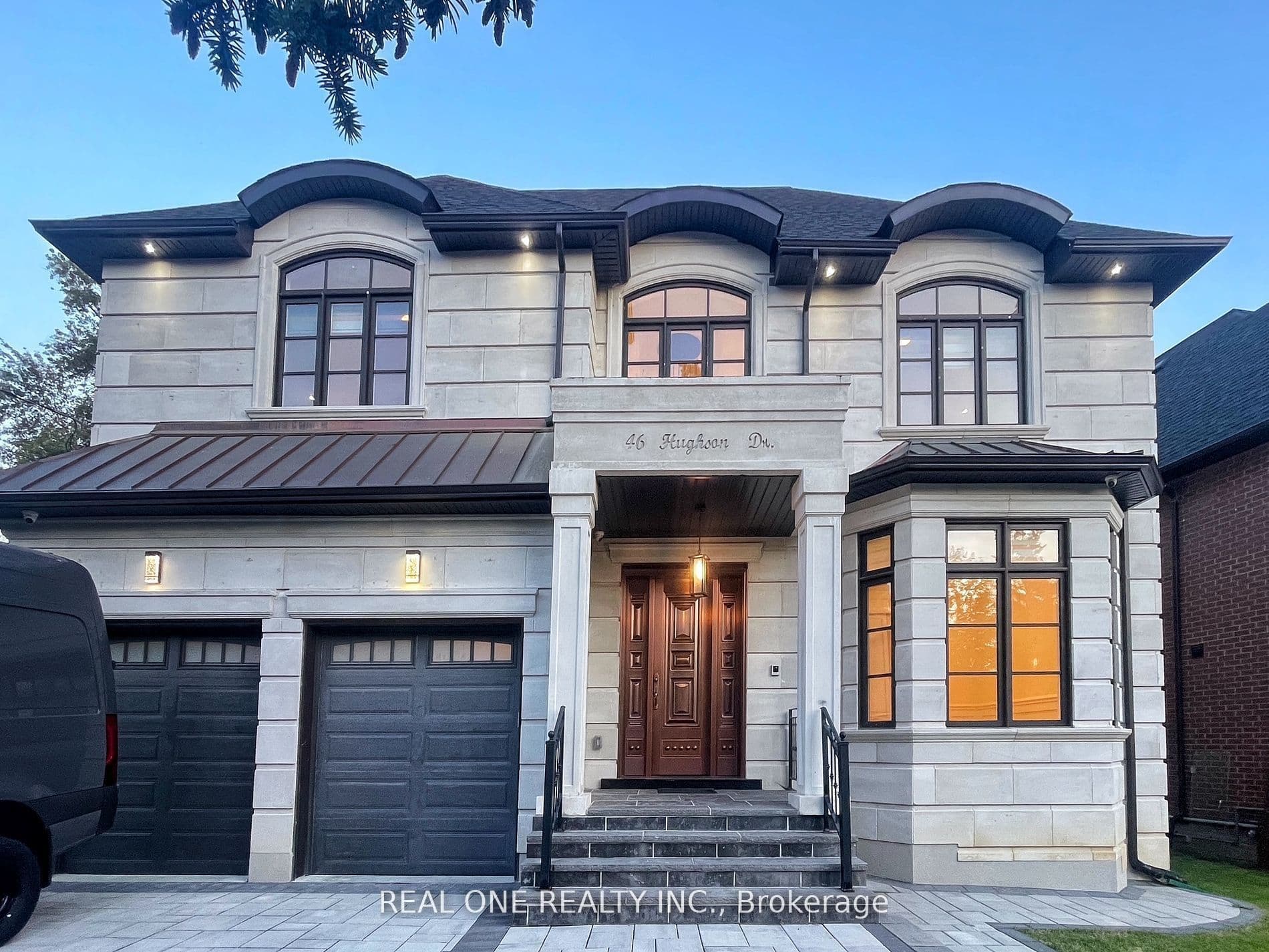 46 Hughson Drive, Markham, ON L3R 2T8