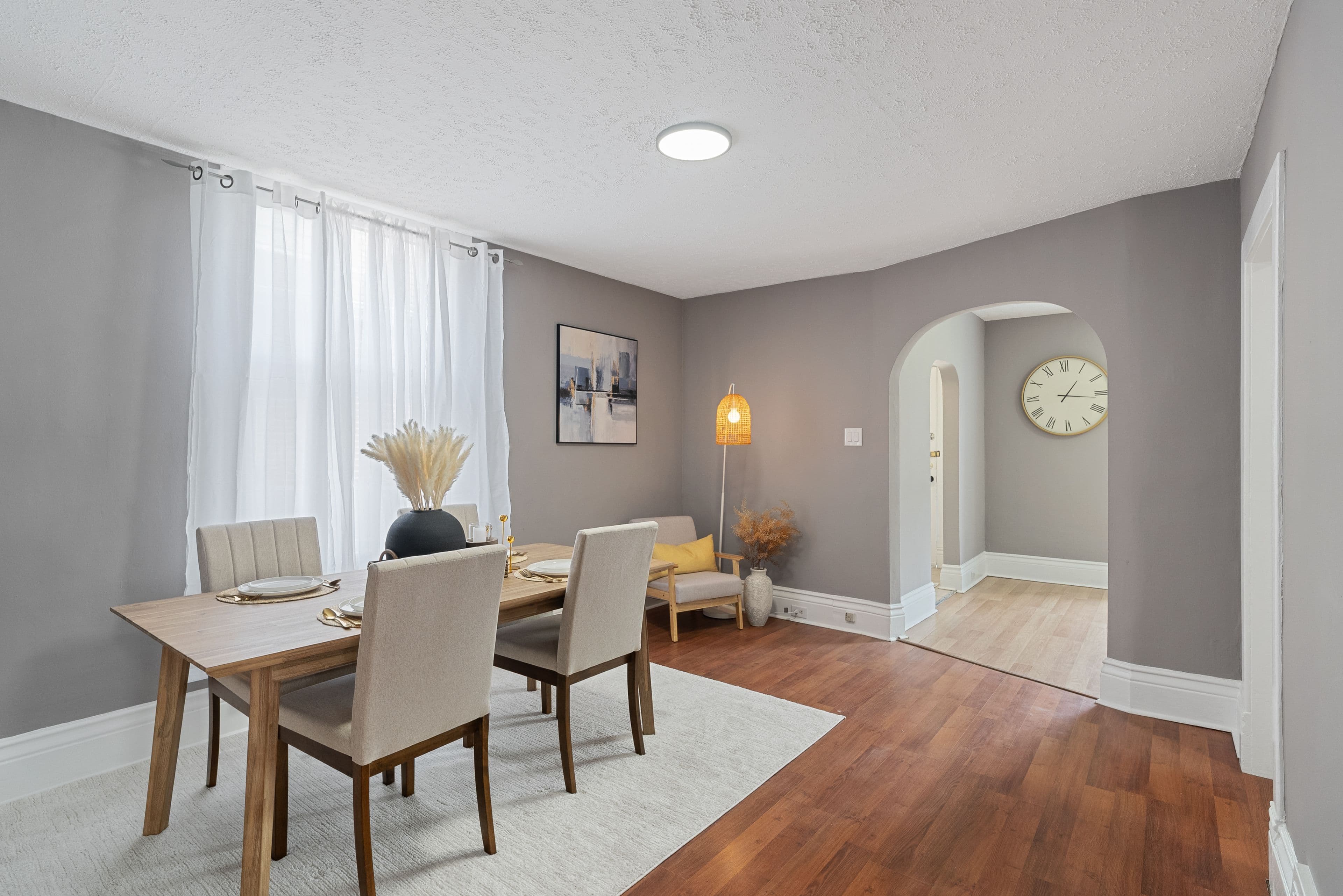 239 Highbury Avenue, London East, ON N5Z 2W8