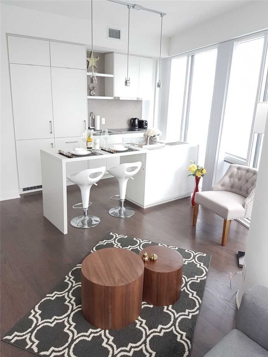 88 Harbour Street 7002, Toronto C01, ON M5E 1X6