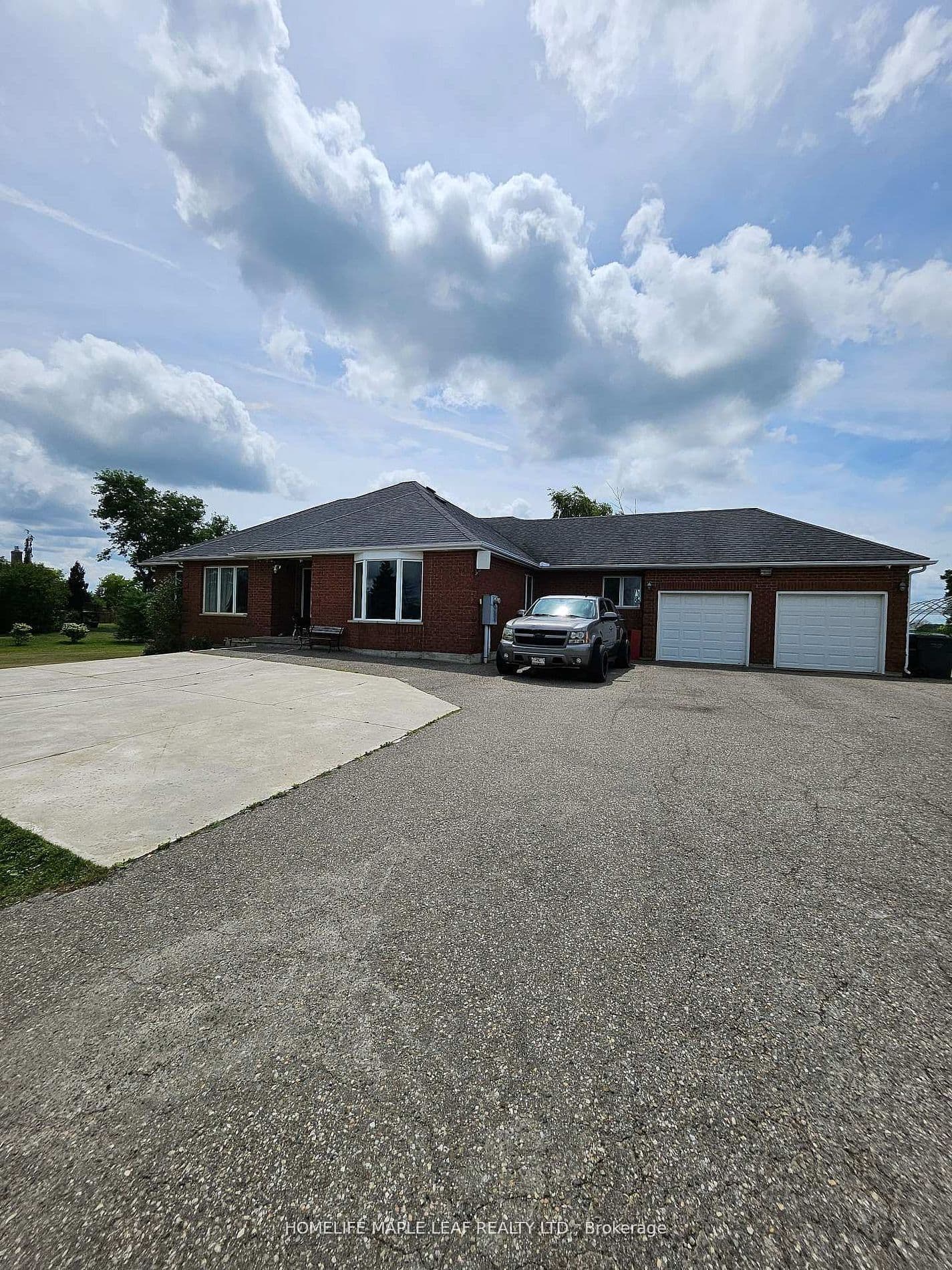 13608 Torbram Road W, Caledon, ON L7C 2S9
