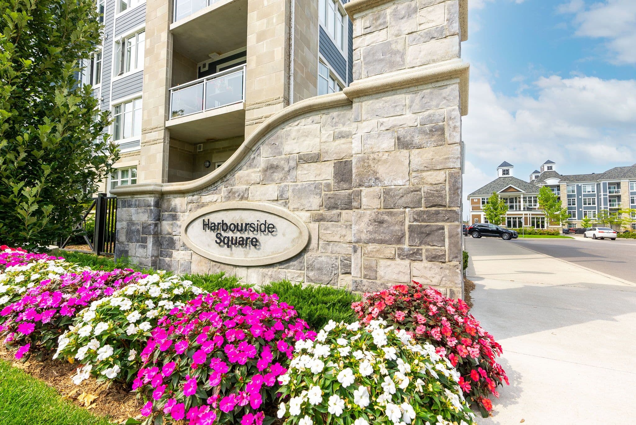 670 Gordon Street 101, Whitby, ON L1N 0K9