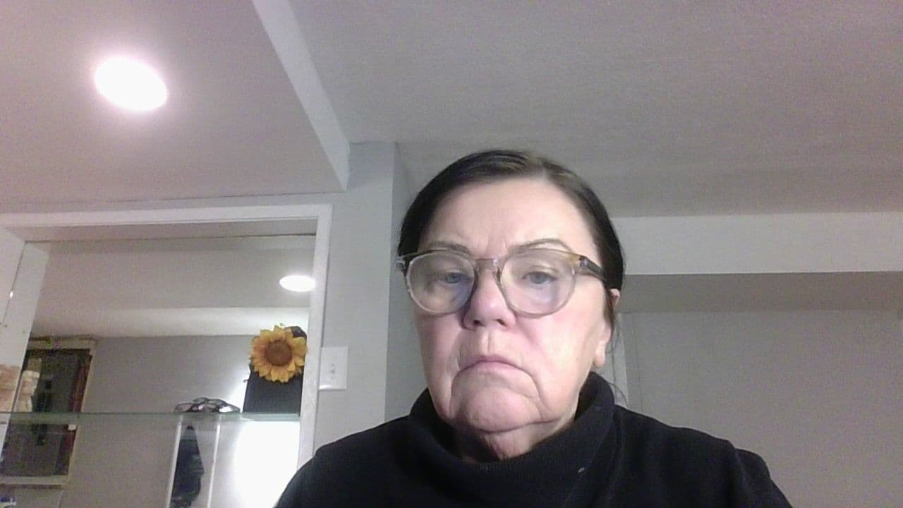 25 Waterton Crescent, Kanata, ON K2M 1Y8