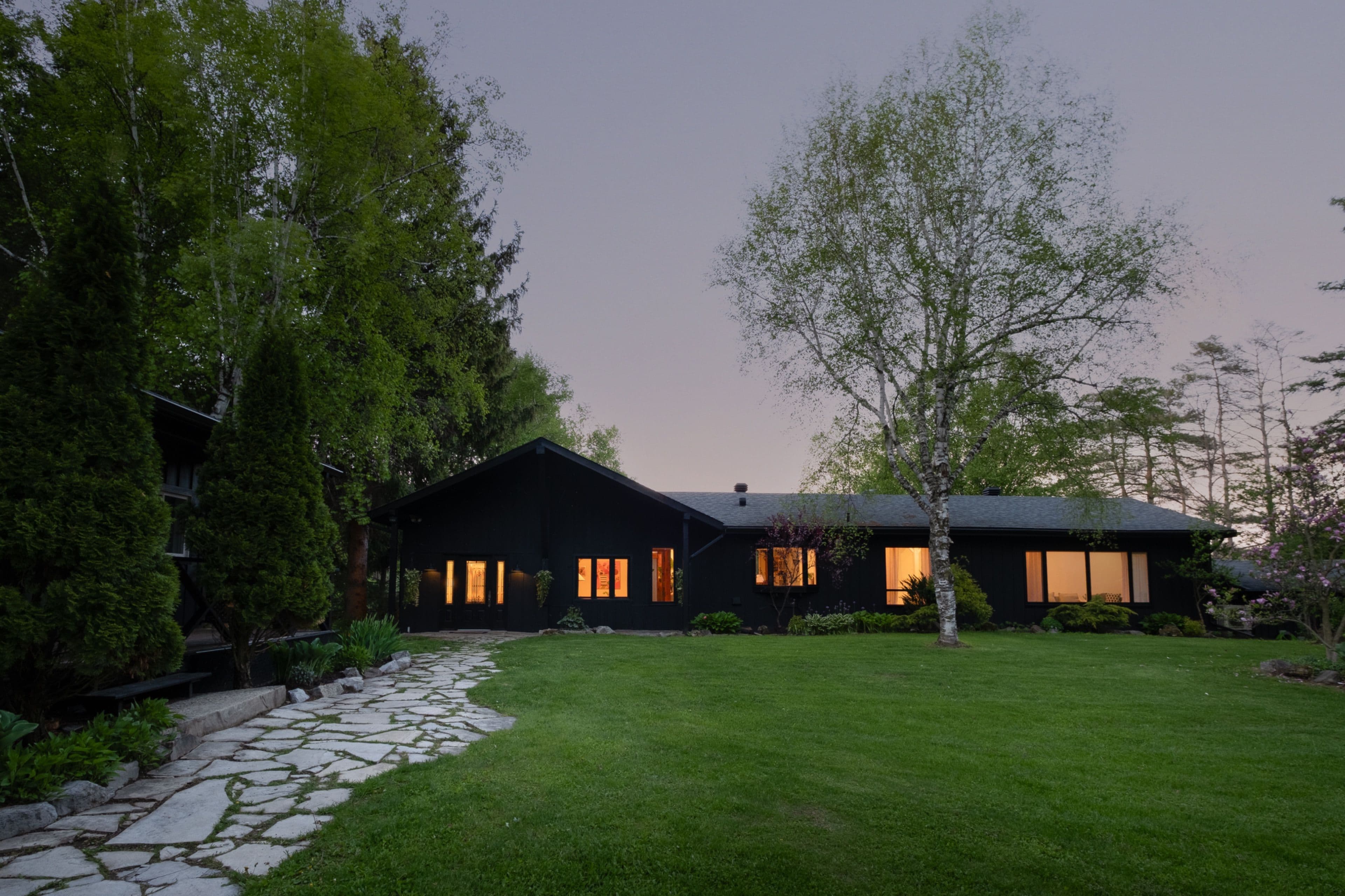 15667 Duffys Lane, Caledon, ON L7E 3C8