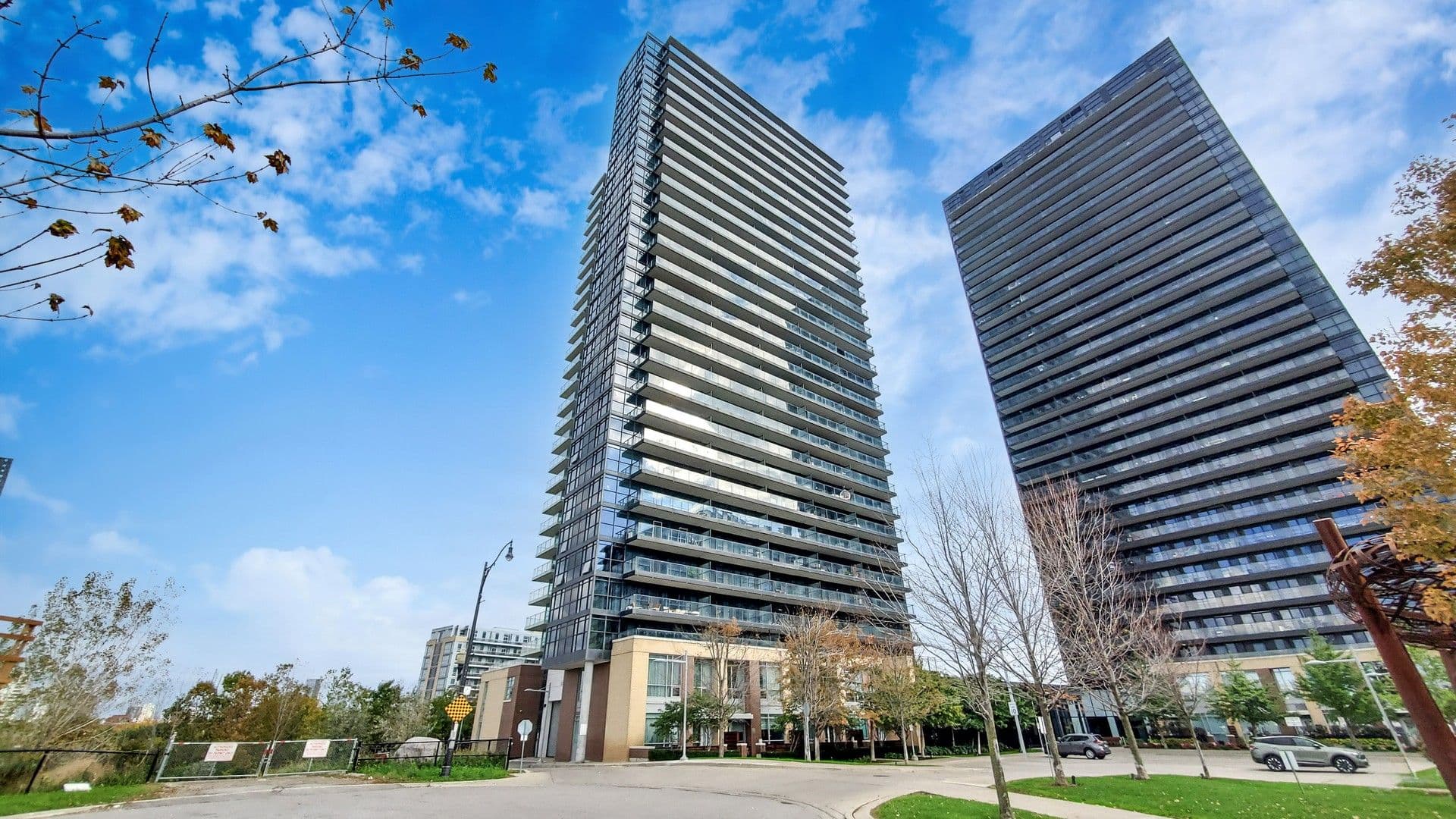 33 Singer Court 2809, Toronto C15, ON M2K 0B4