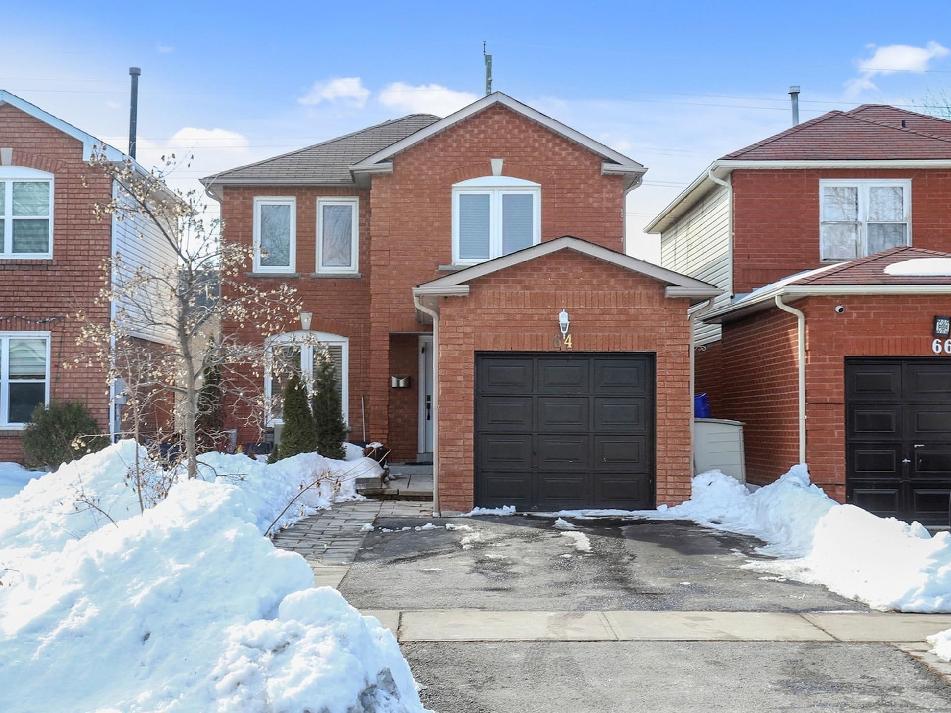 64 Sable Crescent, Whitby, ON L1R 1Y6
