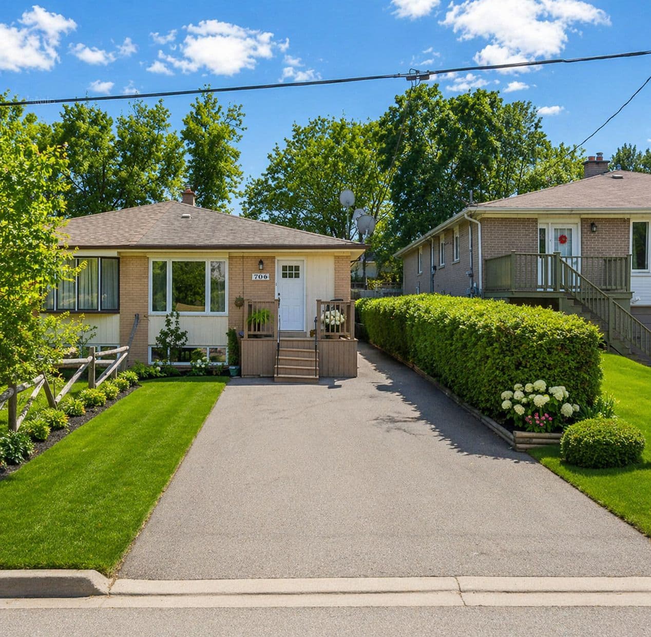 708 Mountview Place, Newmarket, ON L3Y 3P7