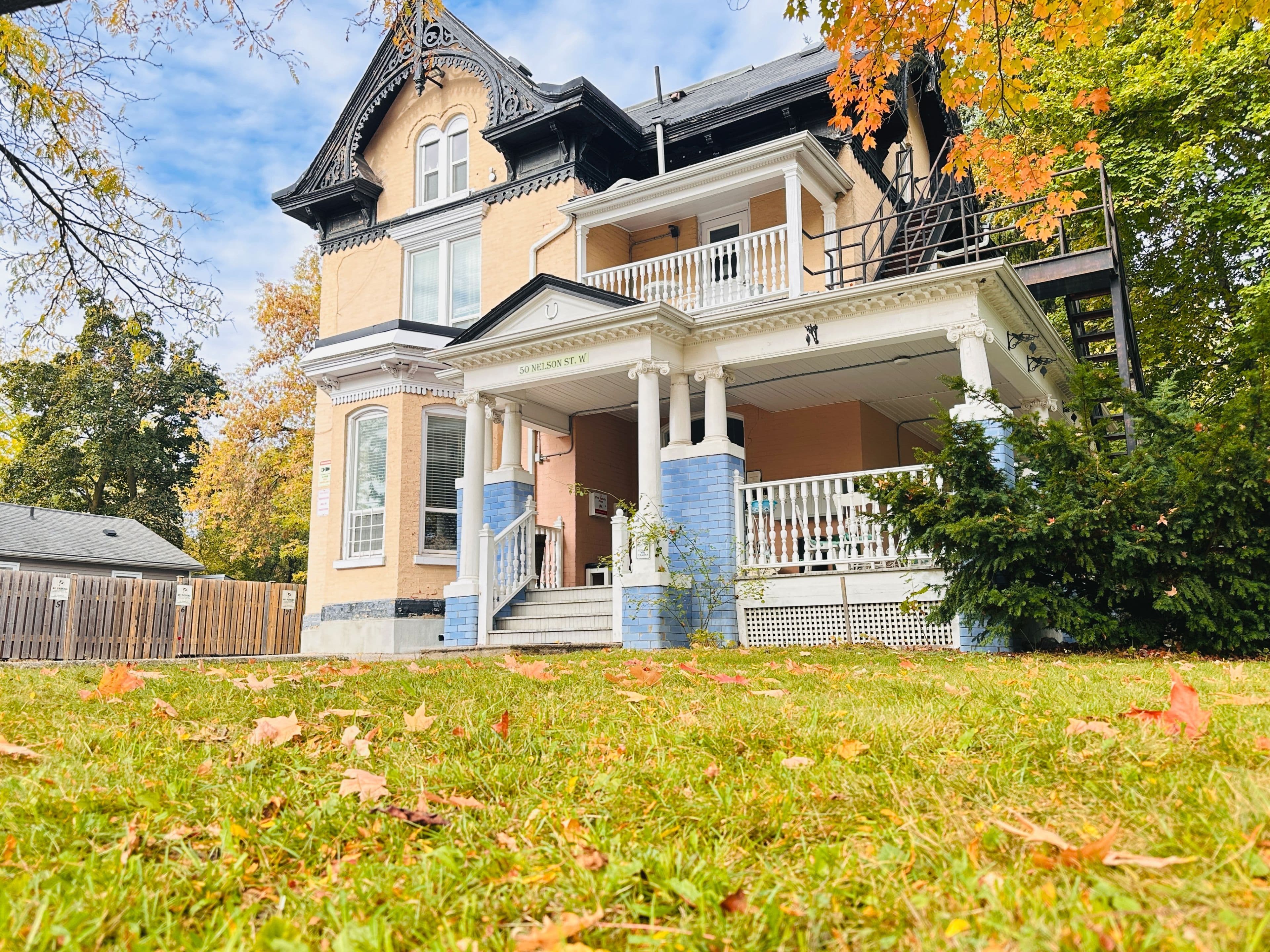 50 Nelson Street W 5, Brampton, ON L6X 1C3