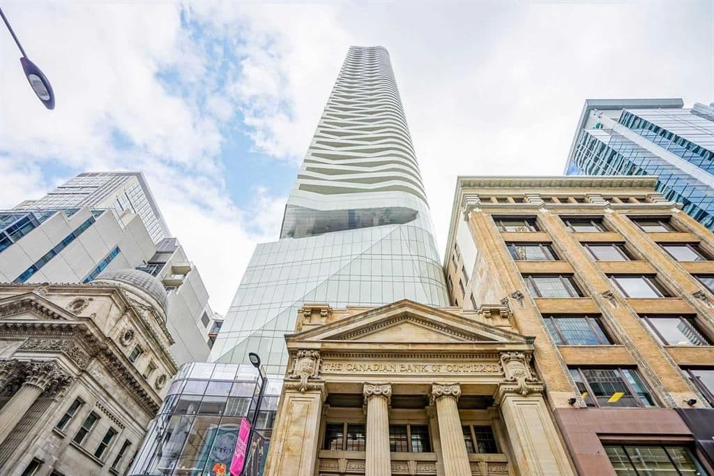 197 yonge Street 4404, Toronto C08, ON M5B 1M4