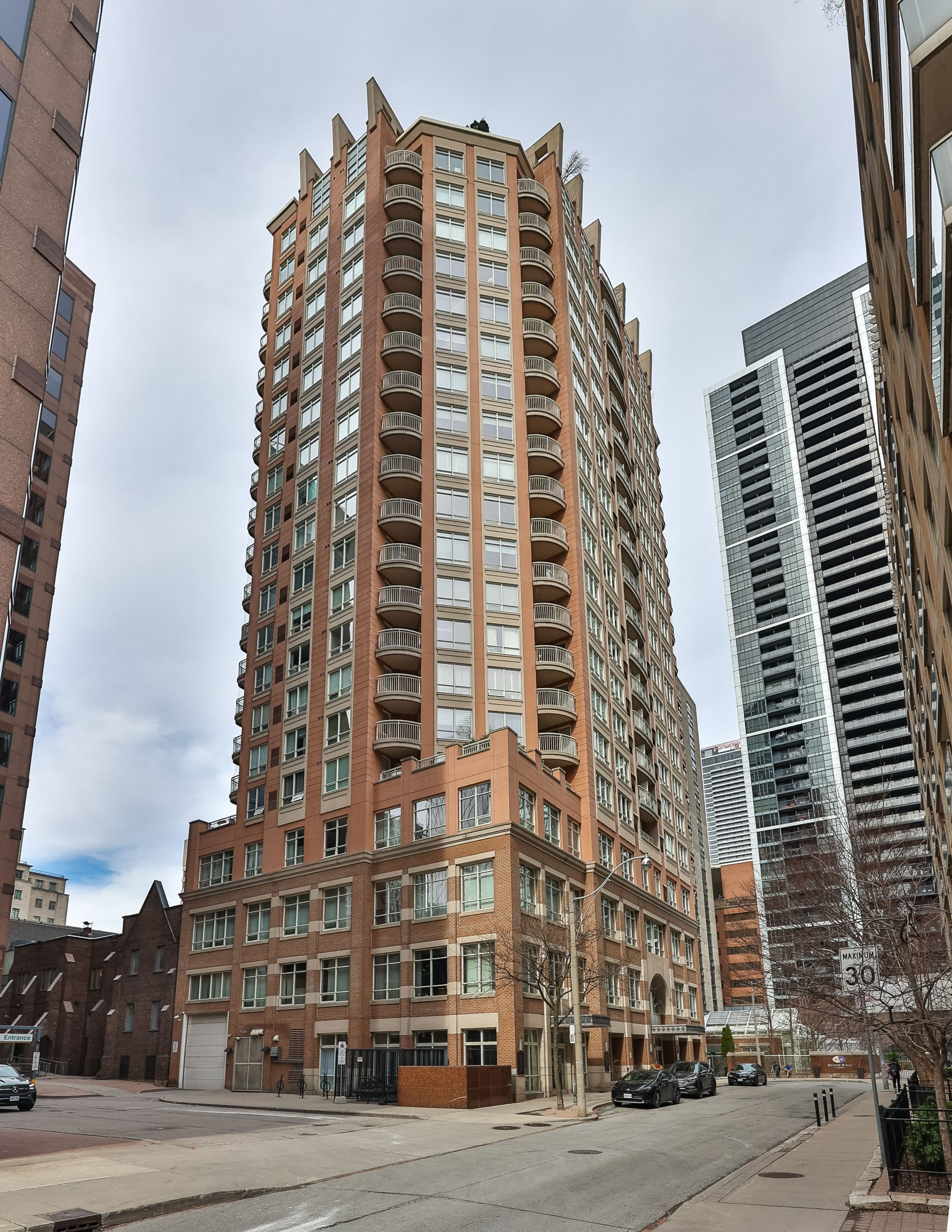 100 Hayden Street 703, Toronto C08, ON M4Y 3C7