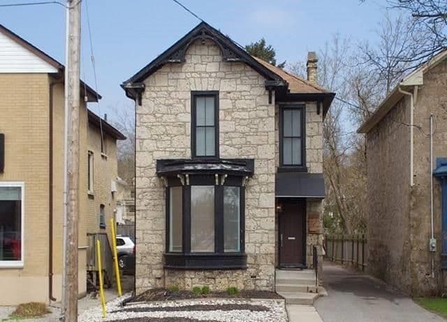 111 Ainslie Street N, Cambridge, ON N1R 3P2