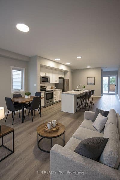 43 Superior Street E, Welland, ON L3B 3G3