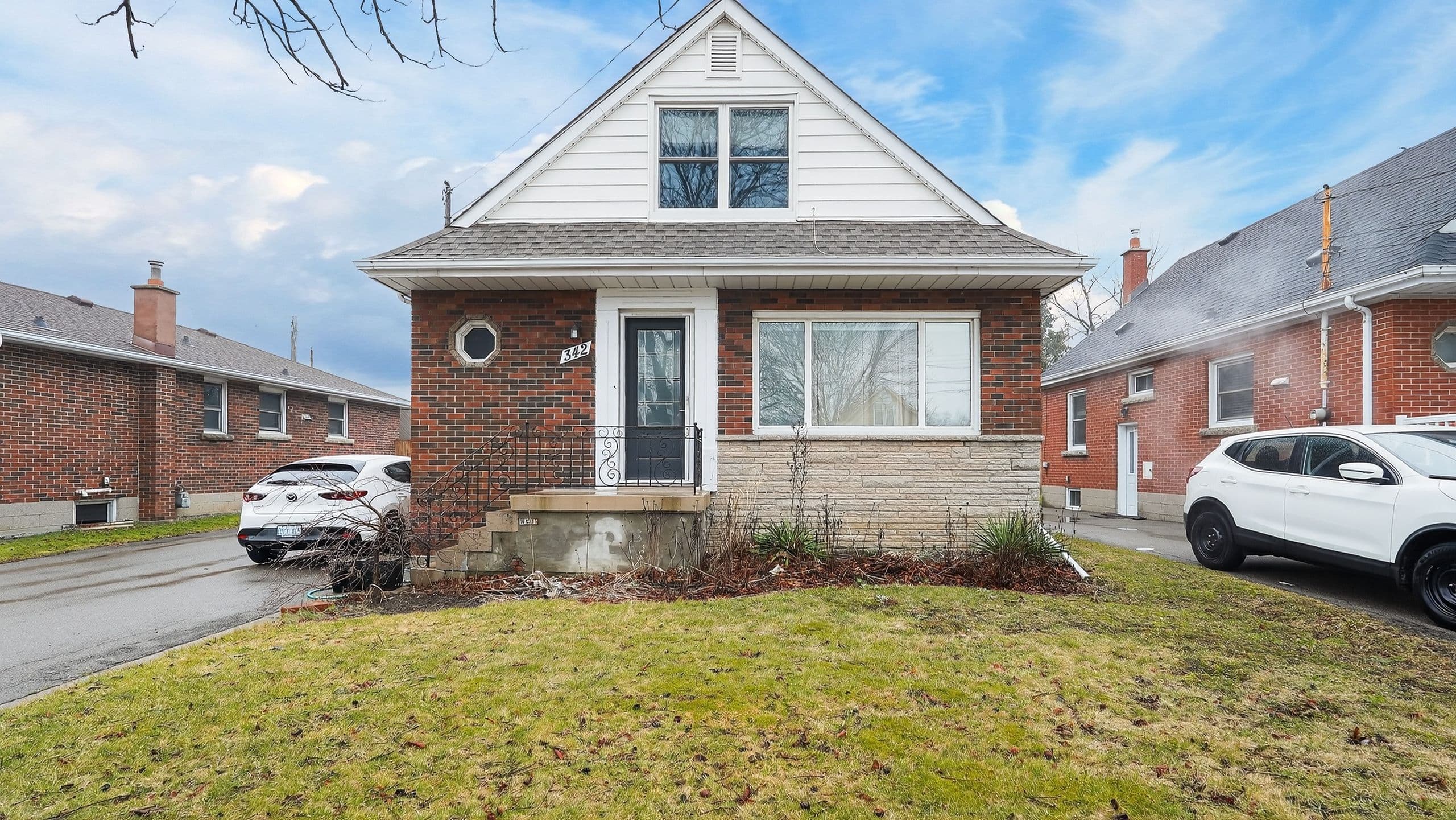 342 East 17th Street, Hamilton, ON L9A 4M8