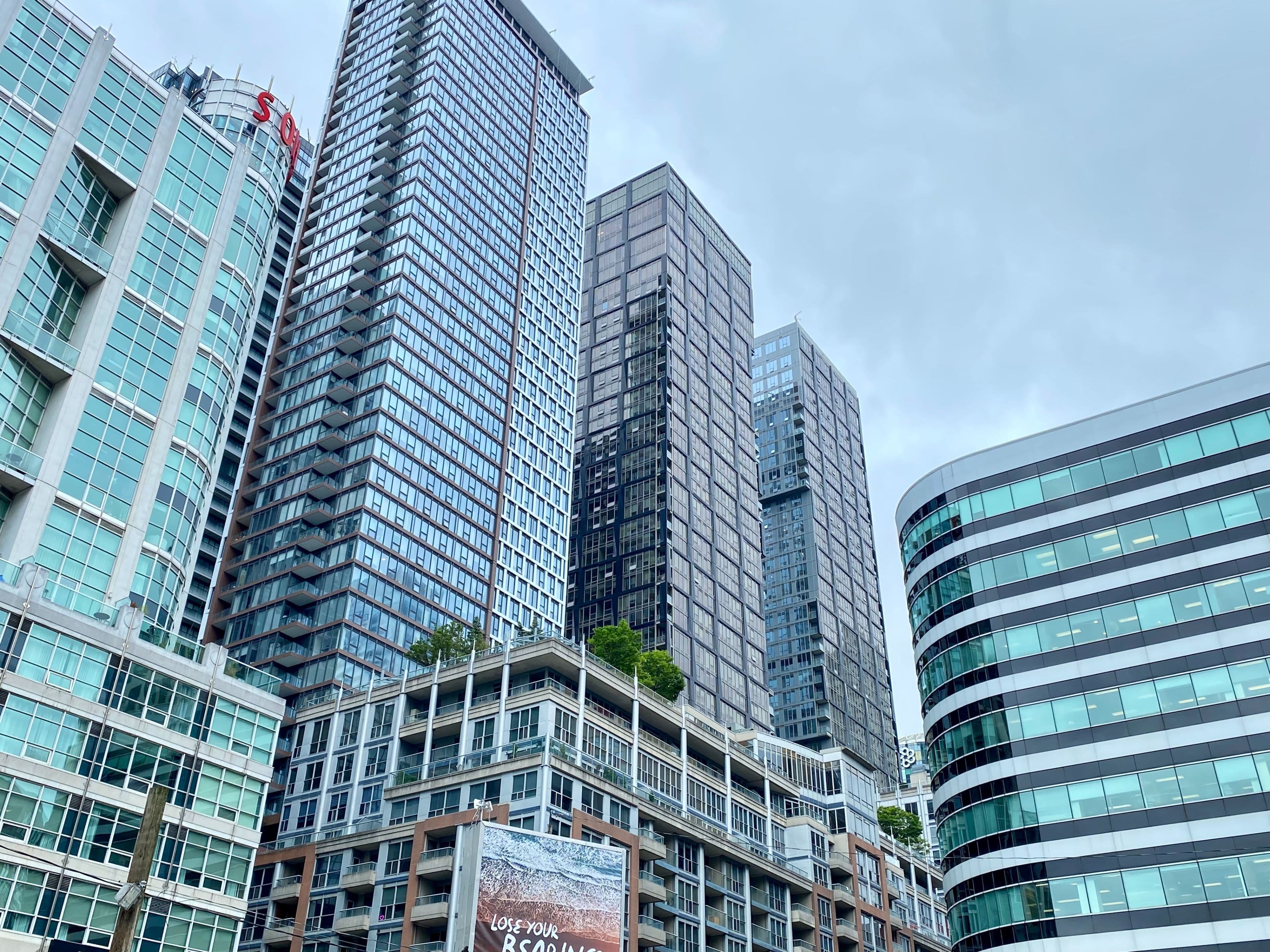 15 Mercer Street 602, Toronto C01, ON M5V 1H2