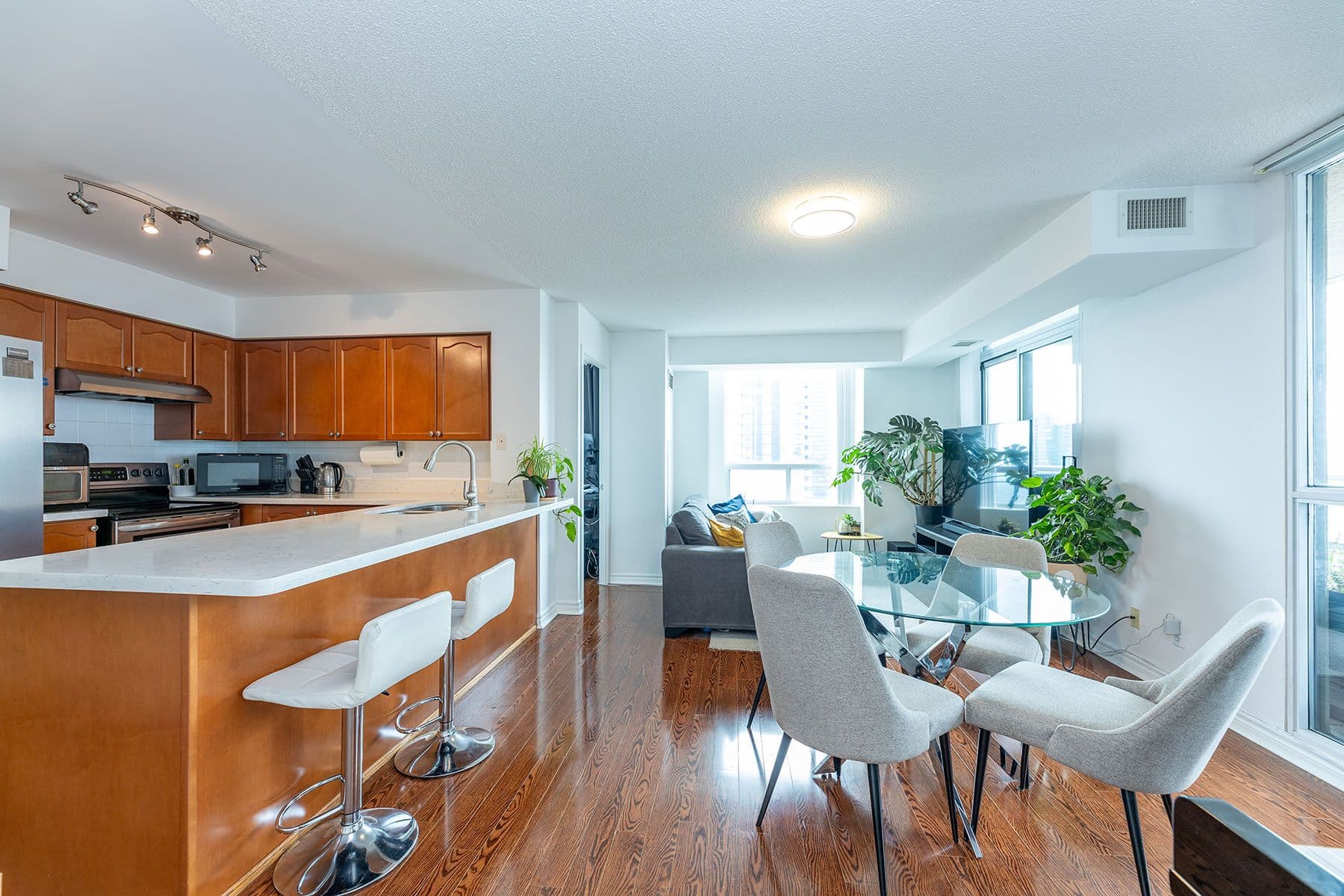 18 spring garden Avenue 3510, Toronto C14, ON M2N 7M2