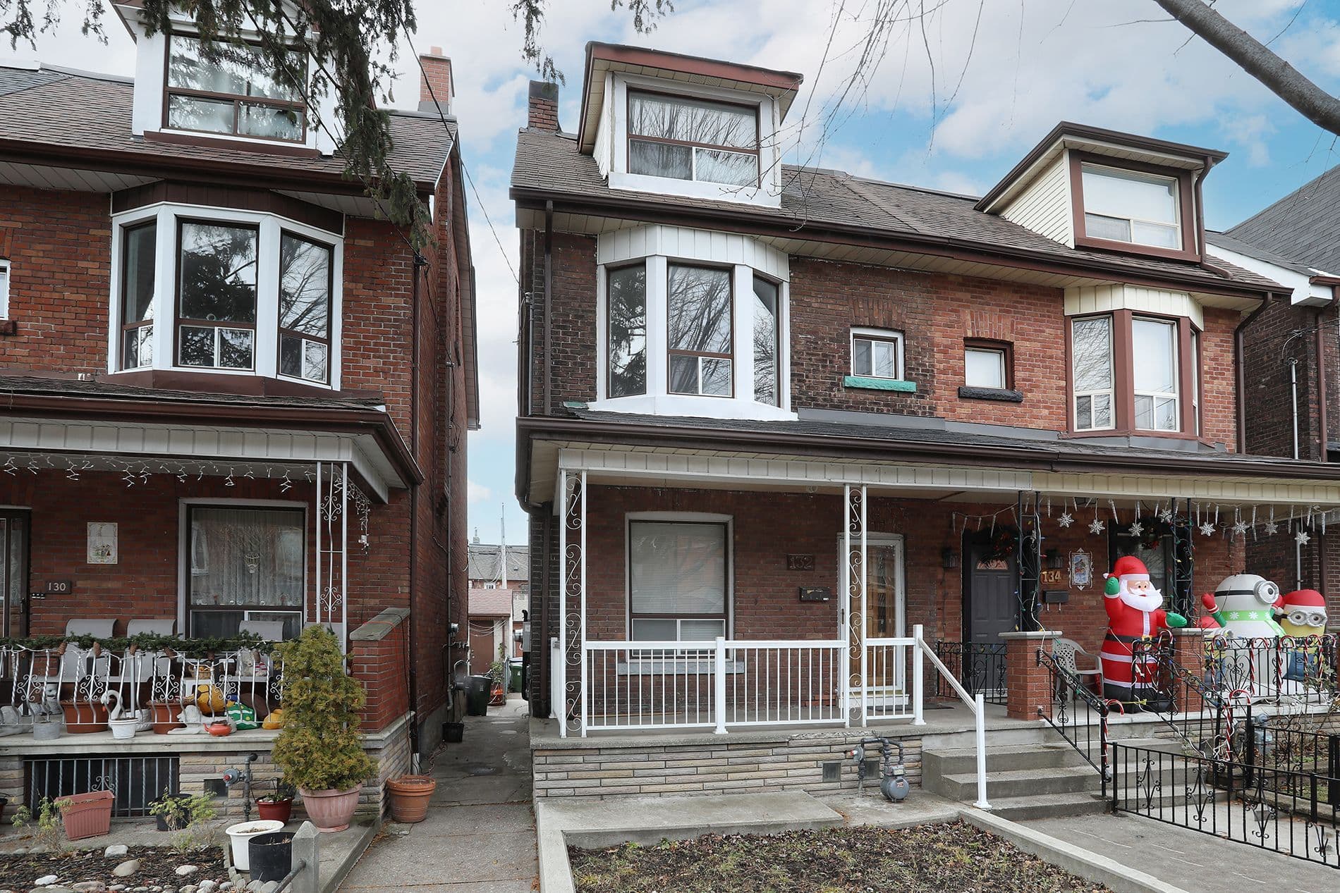 132 Grace Street Lower, Toronto C01, ON M6J 2S2
