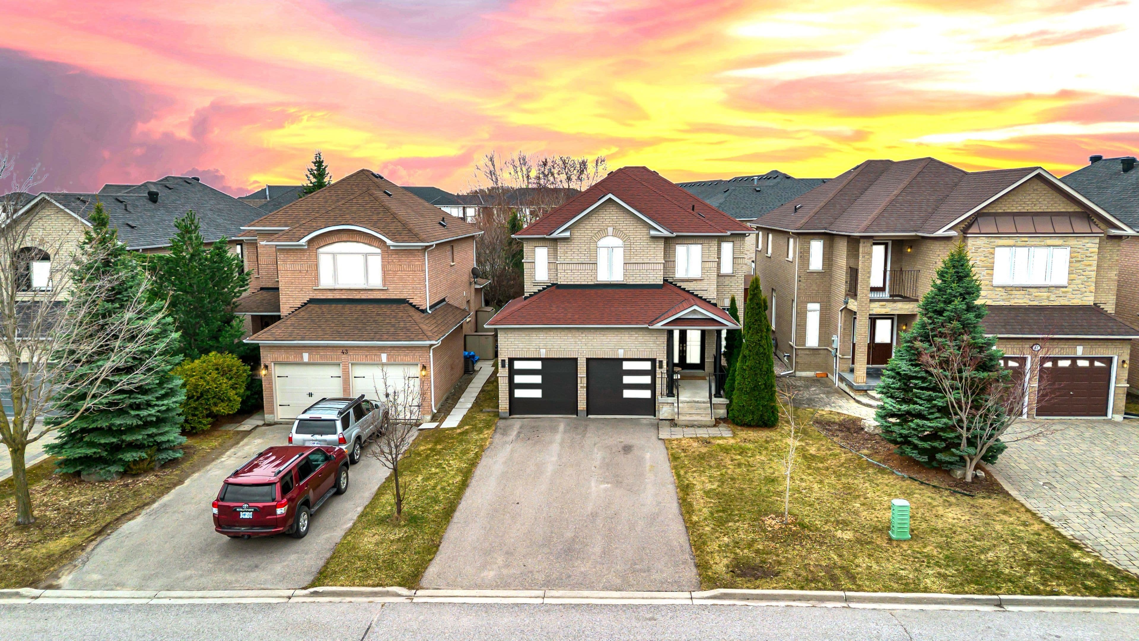 45 Naughton Drive, Richmond Hill, ON L4C 0R2