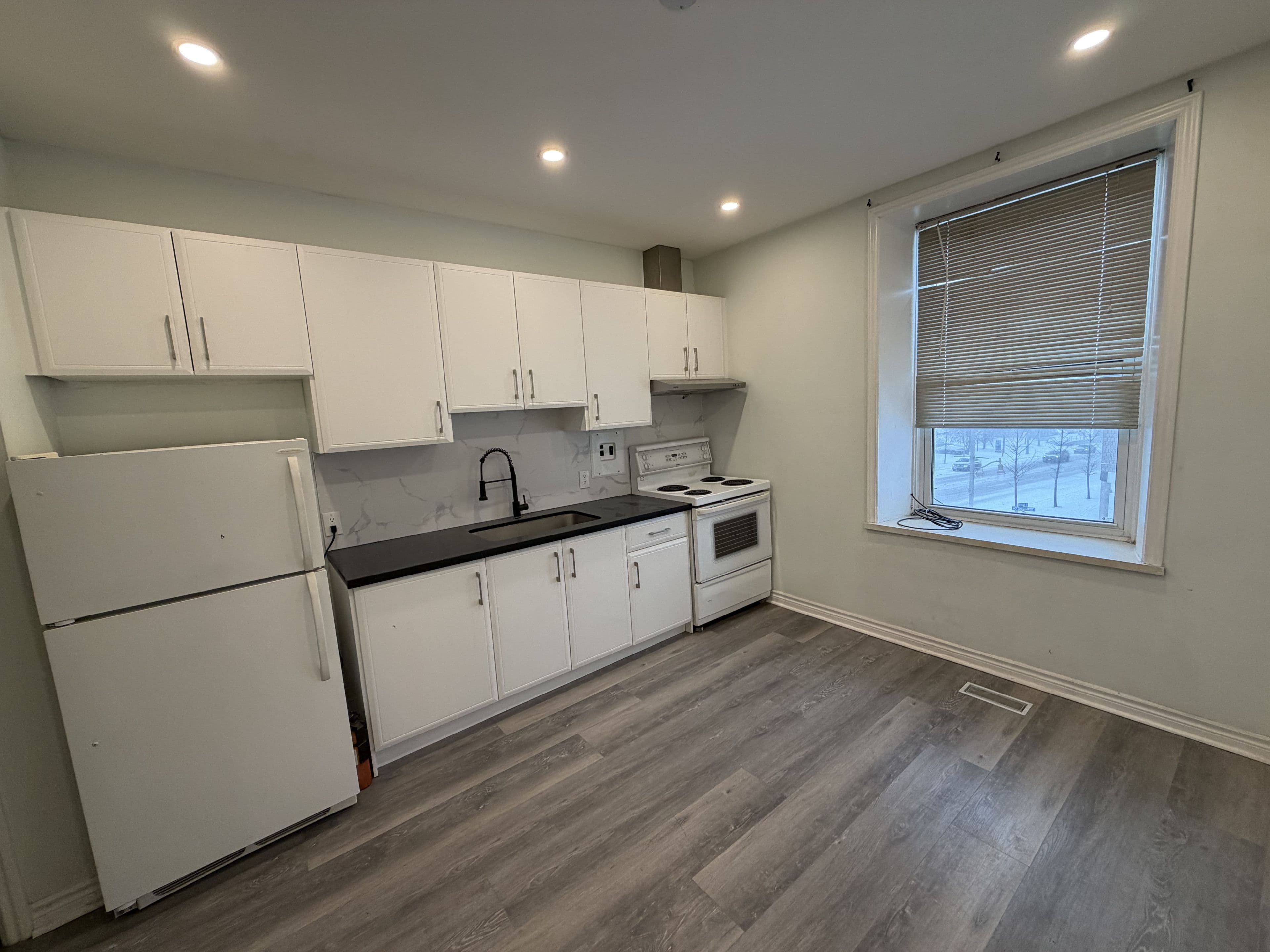 21 Gordon Street Unit 6, Guelph, ON N1H 4G8