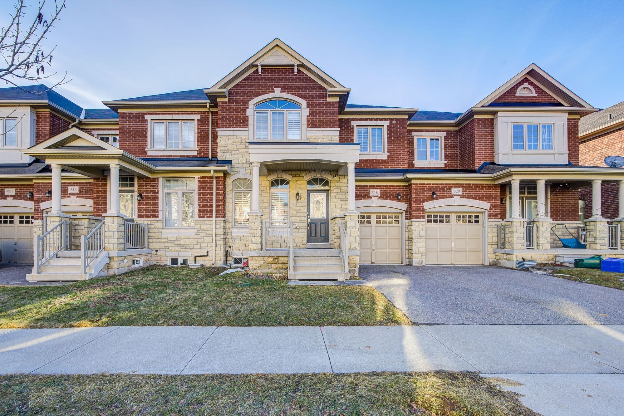 518 Terrace Way, Oakville, ON L6M 1N5