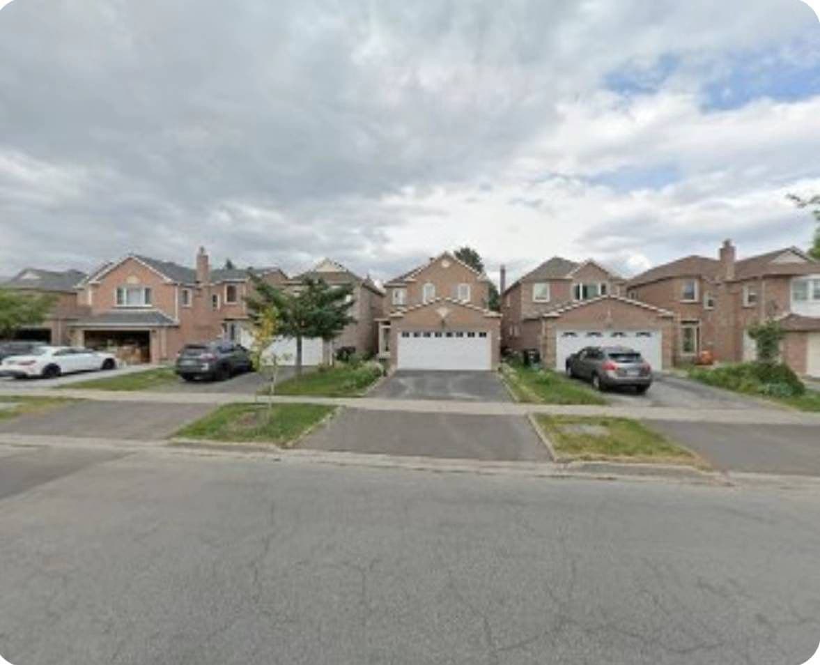 328 Port Royal Trail, Toronto E07, ON M1V 2L7