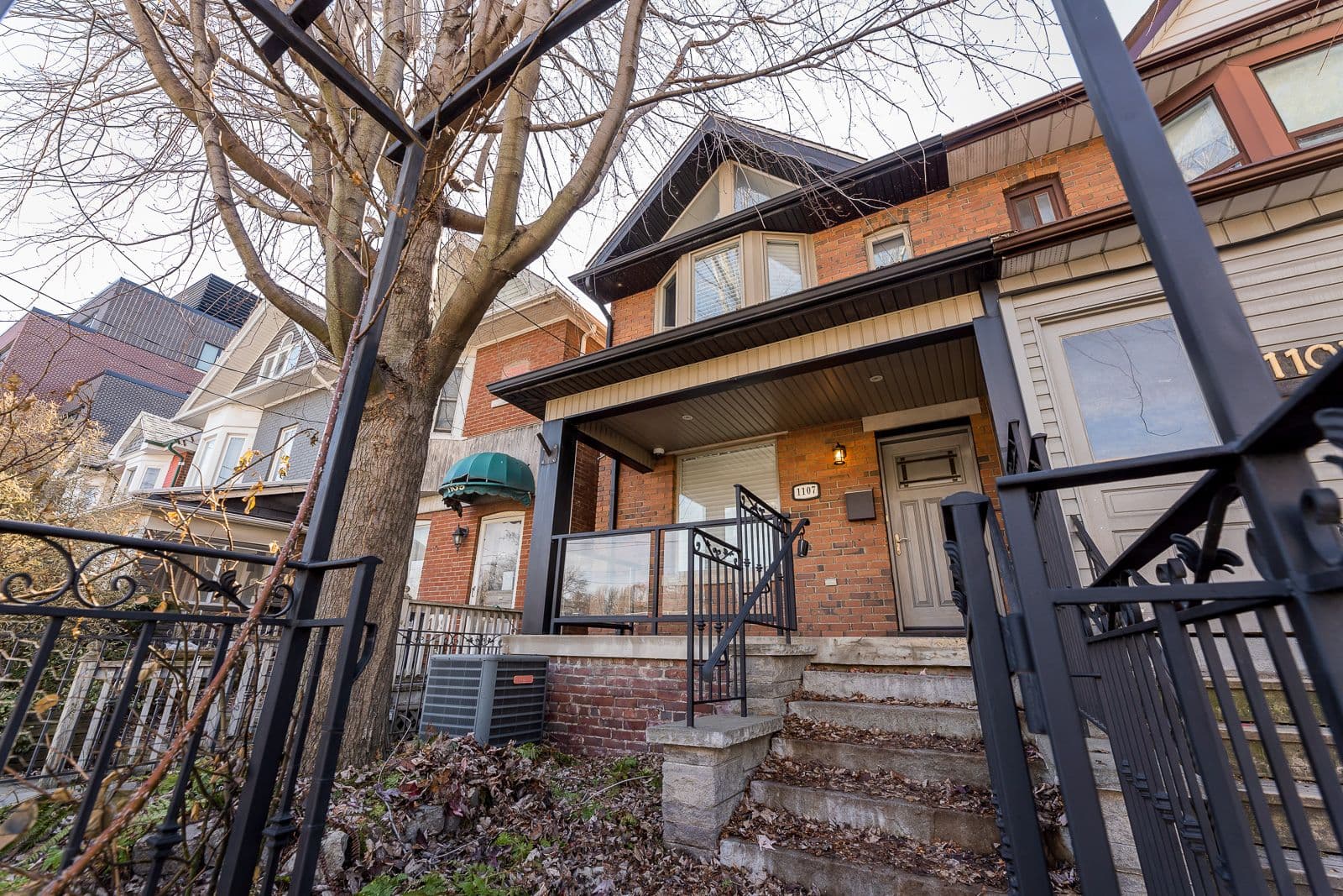 1107 Gerrard Street E, Toronto E01, ON M4M 1Z9