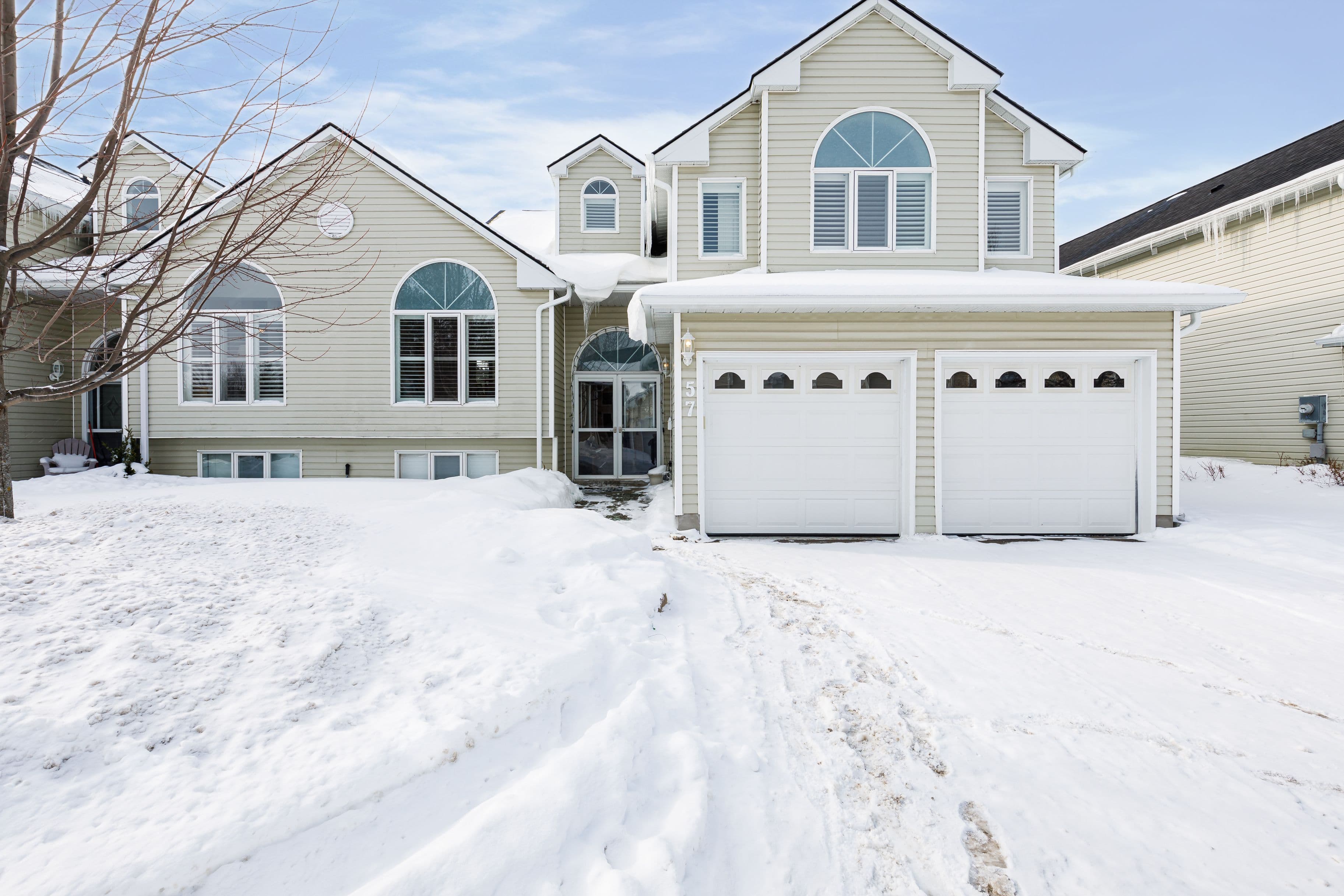 57 Barker Boulevard, Collingwood, ON L9Y 4W4