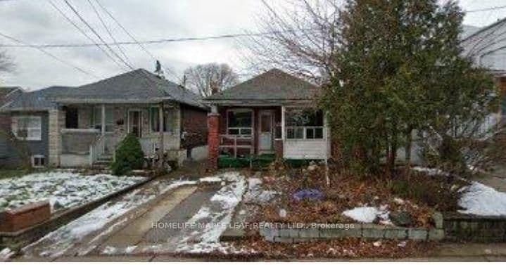 21 Orley Avenue, Toronto E03, ON M4C 2B8