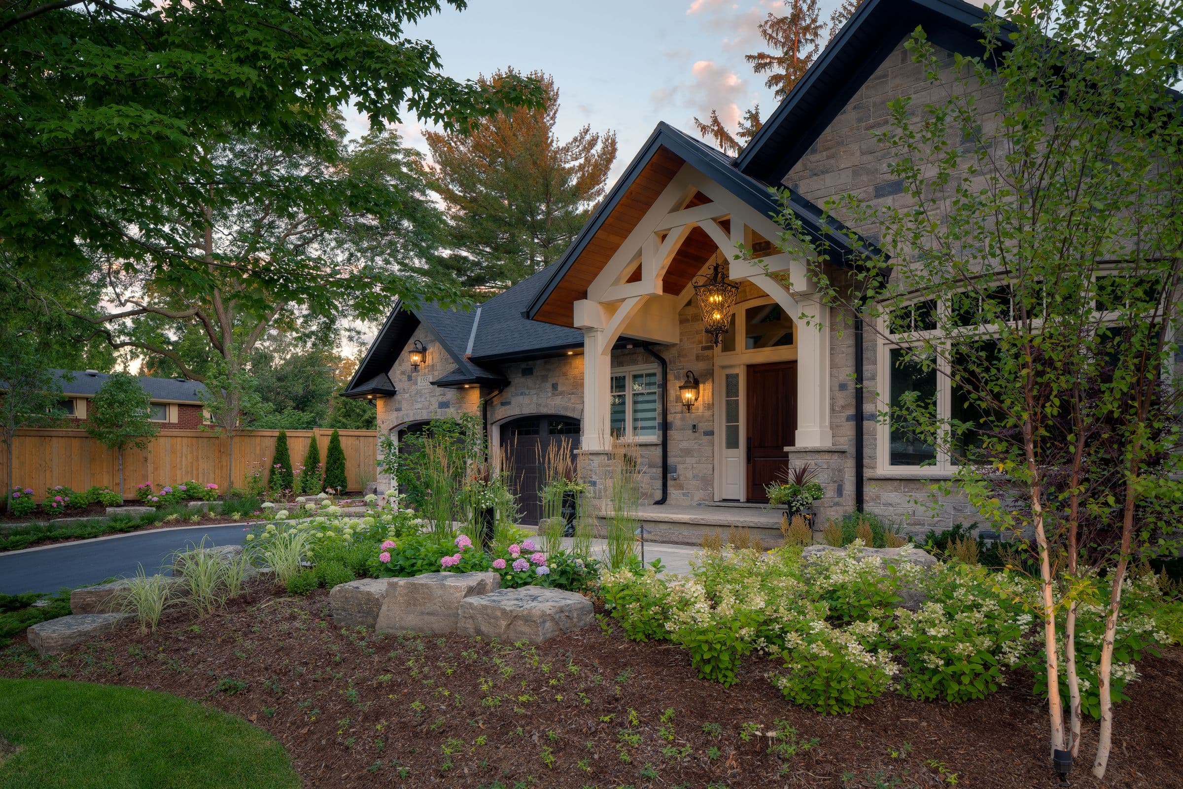 1551 Warland Road, Oakville, ON L6L 1N4