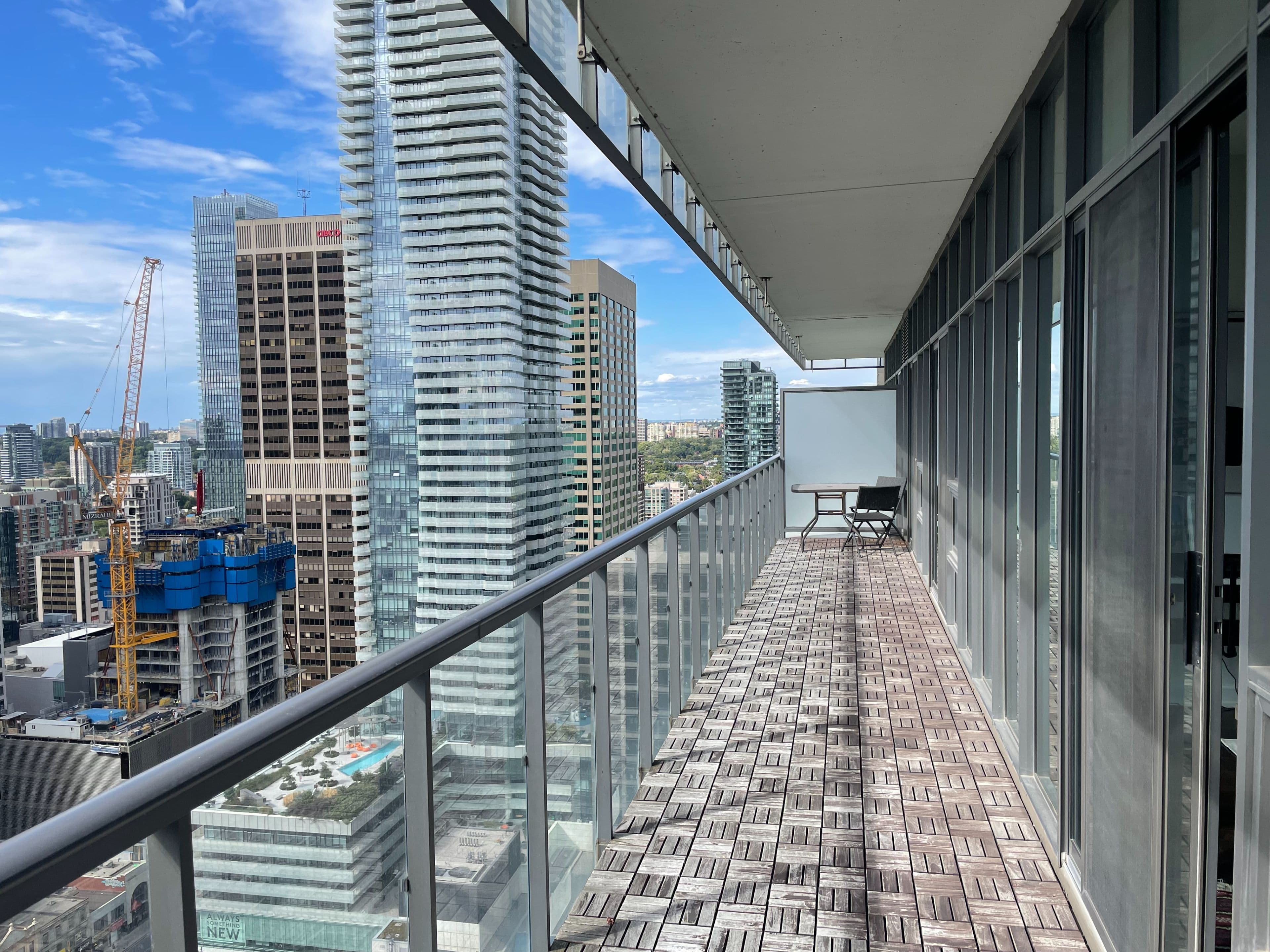 33 Charles Street E 3006, Toronto C08, ON M4Y 0A2