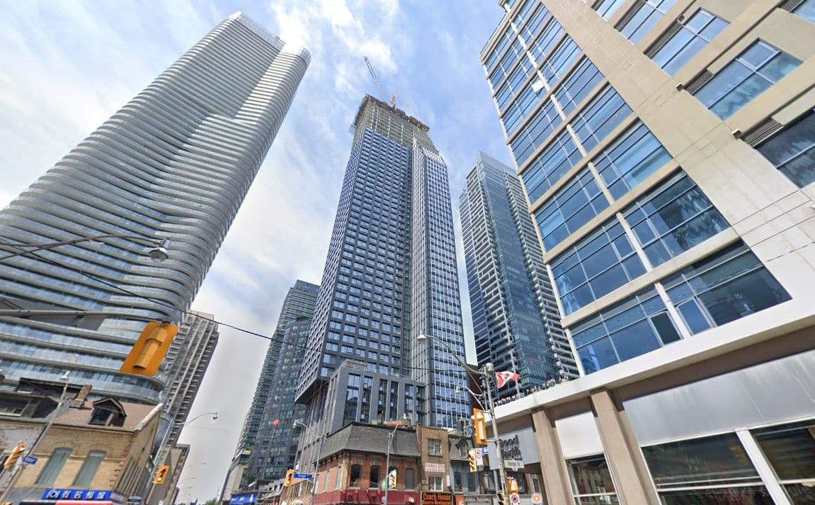8 Wellesley Street W 2911, Toronto C01, ON M4Y 0J5