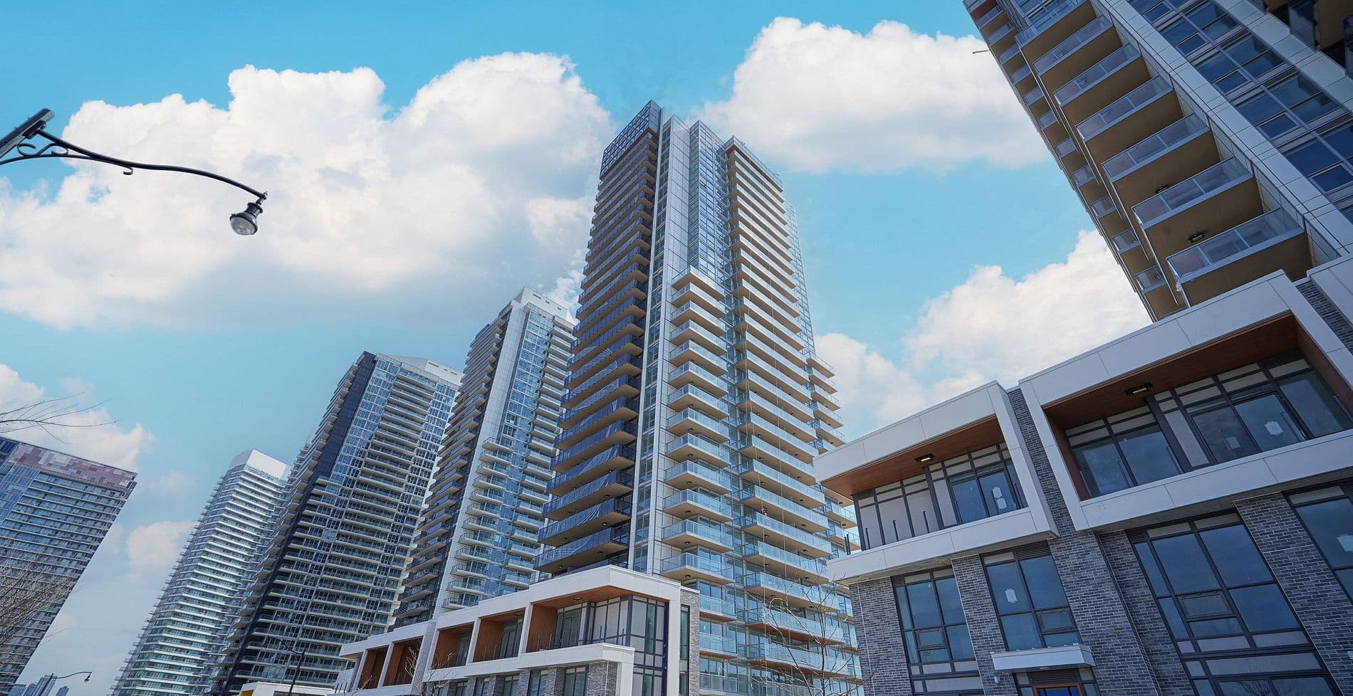 25 McMahon Drive 1505, Toronto C15, ON M2K 0J2