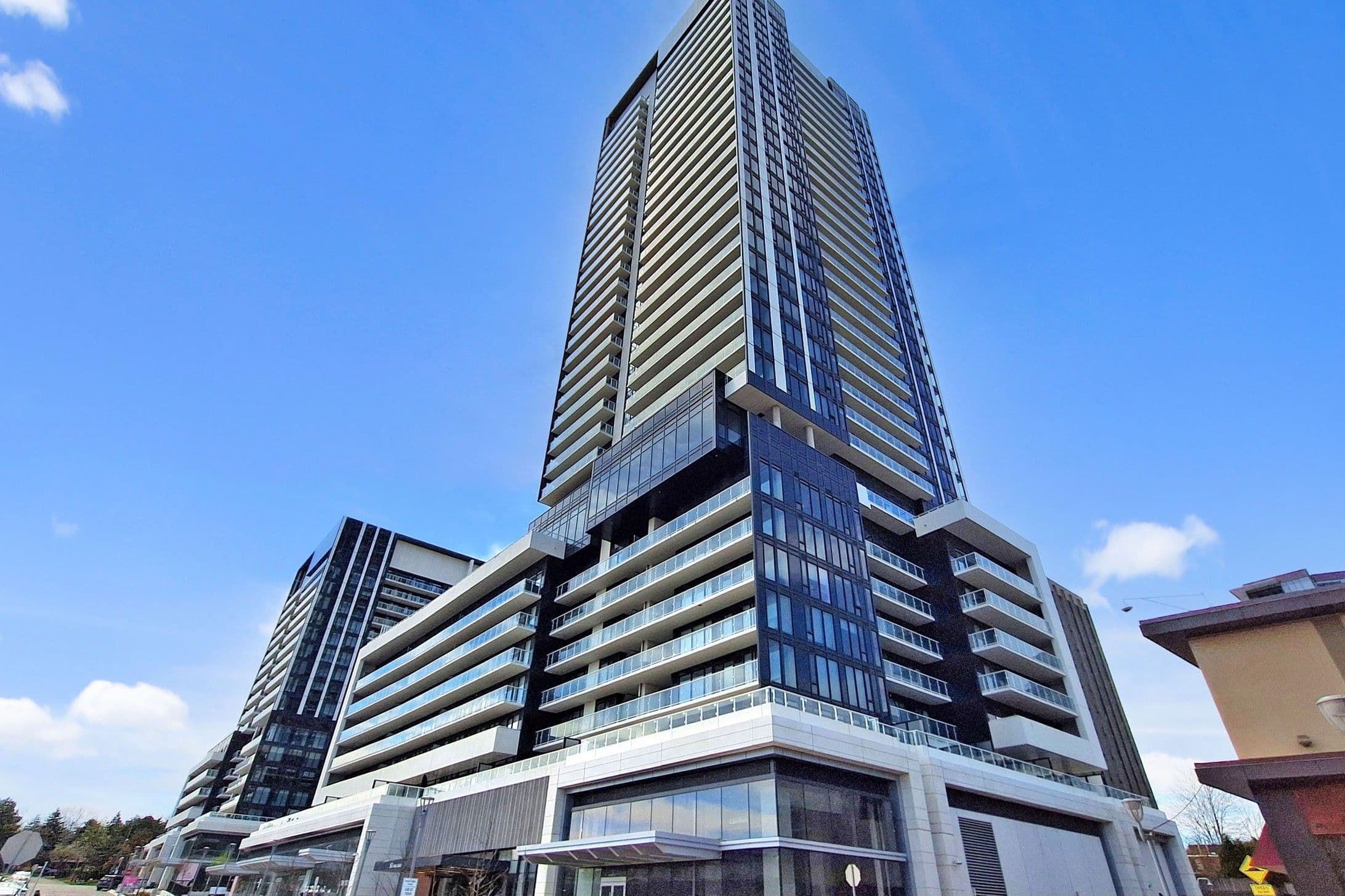 50 O'neill Road 1211, Toronto C13, ON M1T 0B6