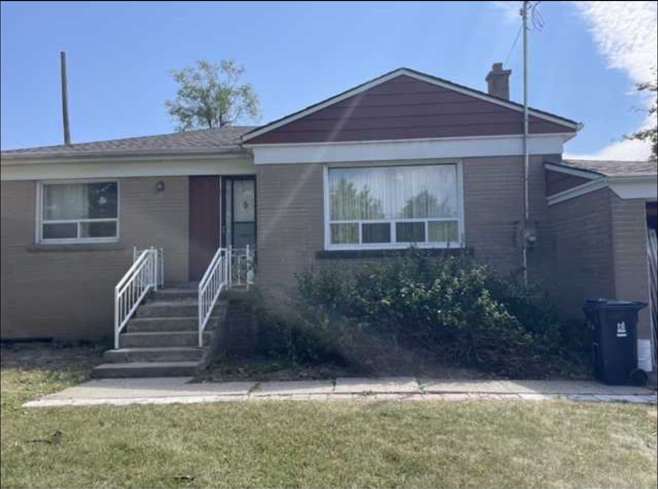 1 Sunbeam Avenue, Toronto C06, ON M3H 1W6