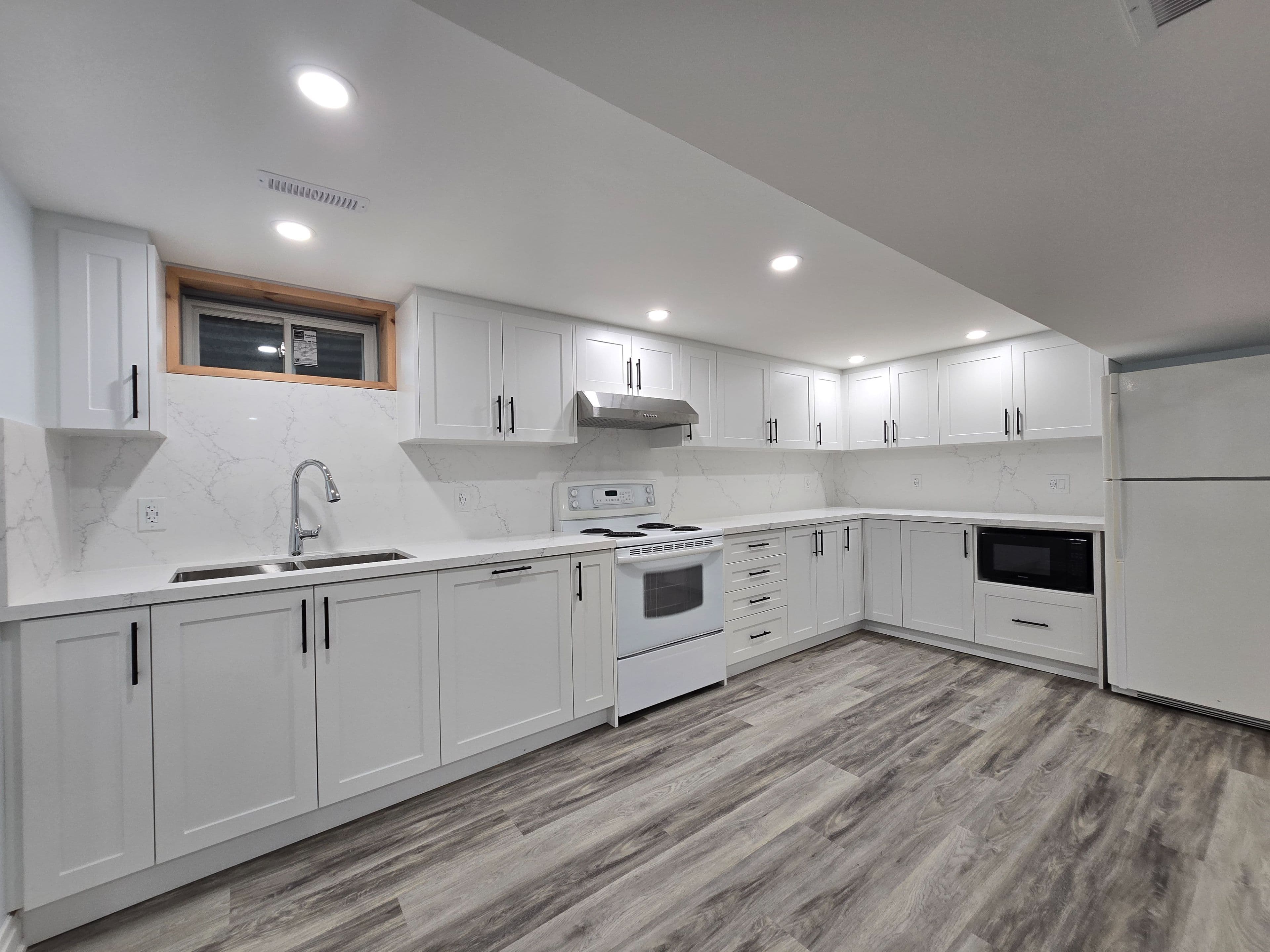 764 Elgin Street, Newmarket, ON L3Y 3B8