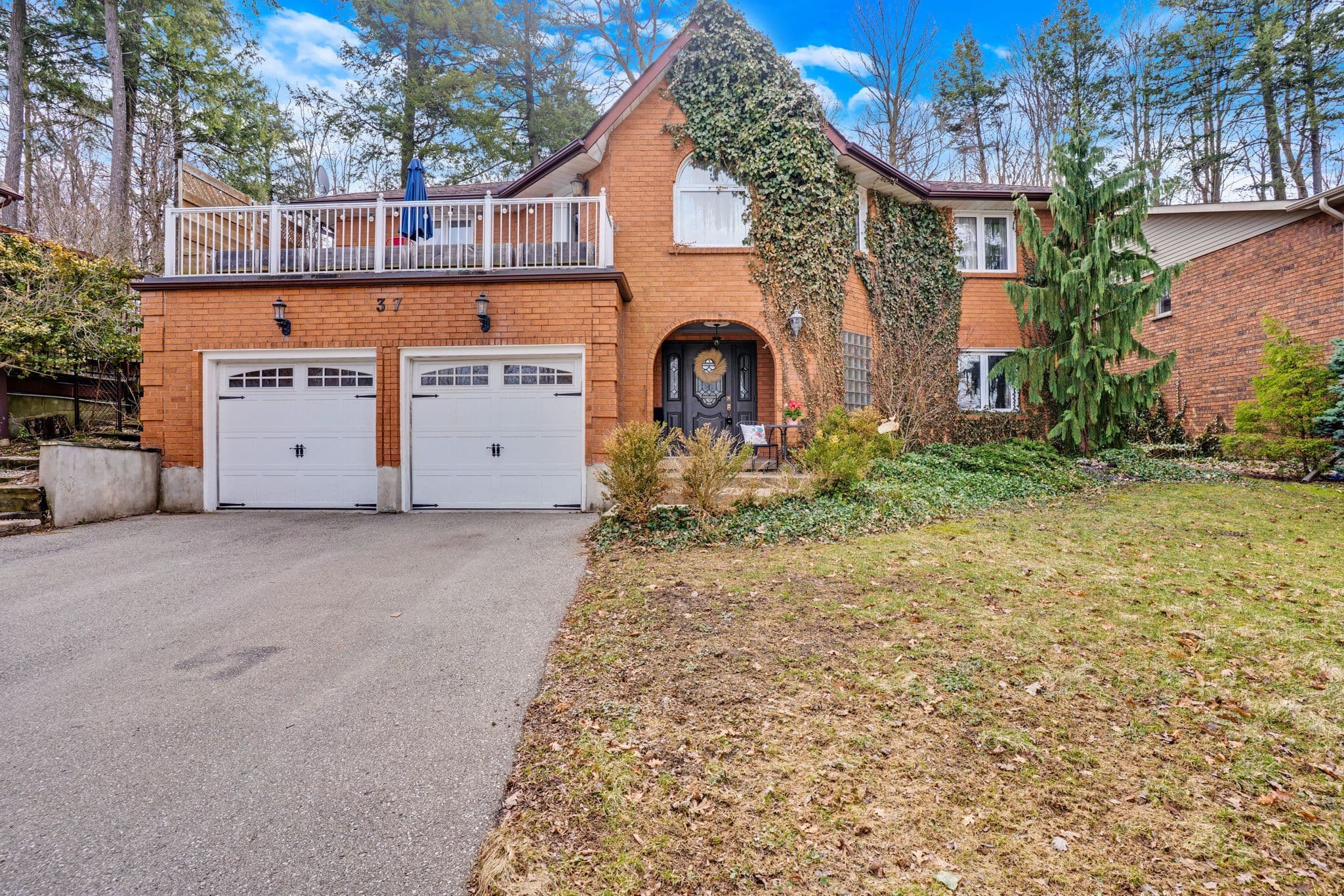 37 Yellow Birch Drive, Kitchener, ON N2N 2M1