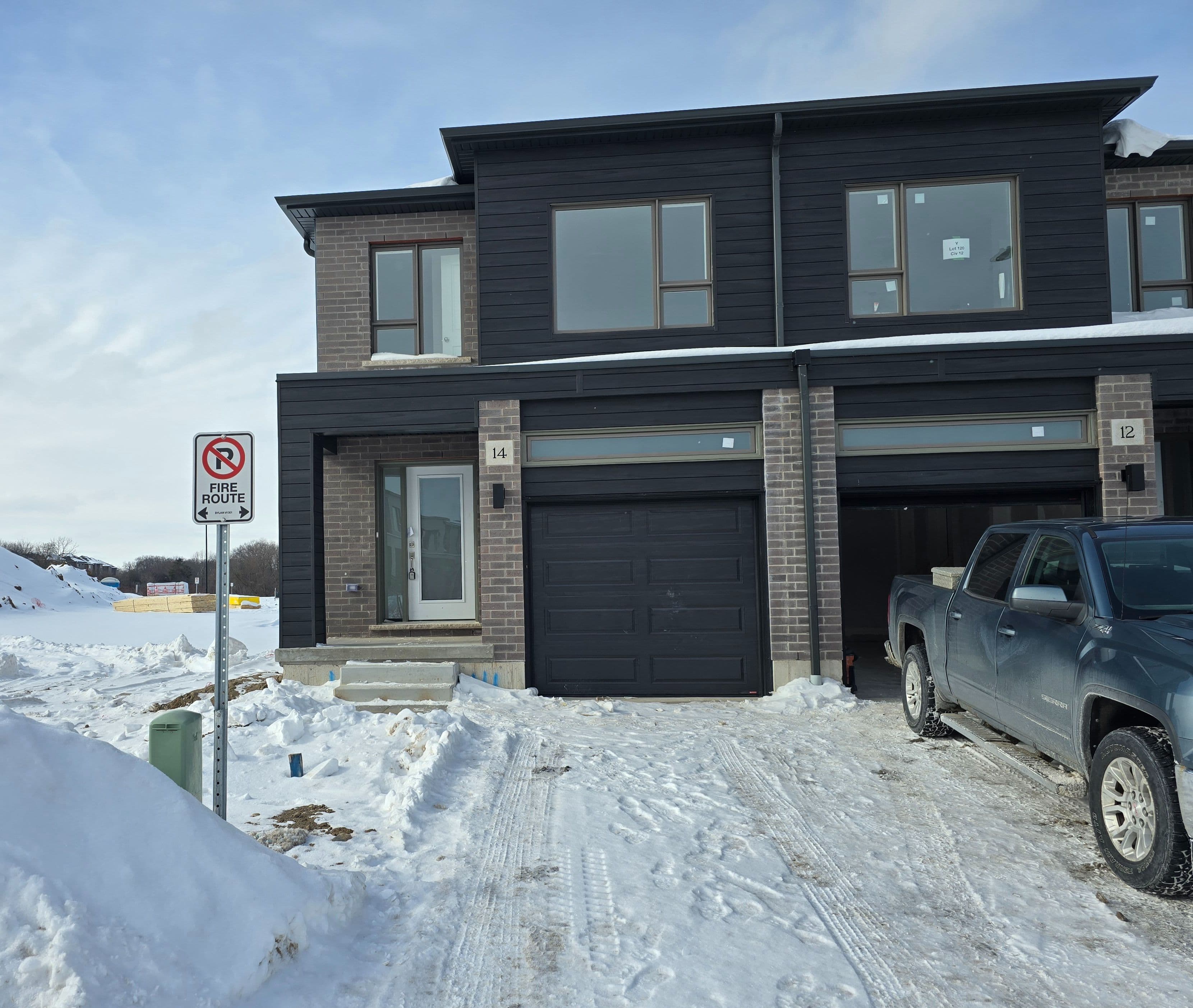 14 Red Oak Common, Cambridge, ON N1S 0G3