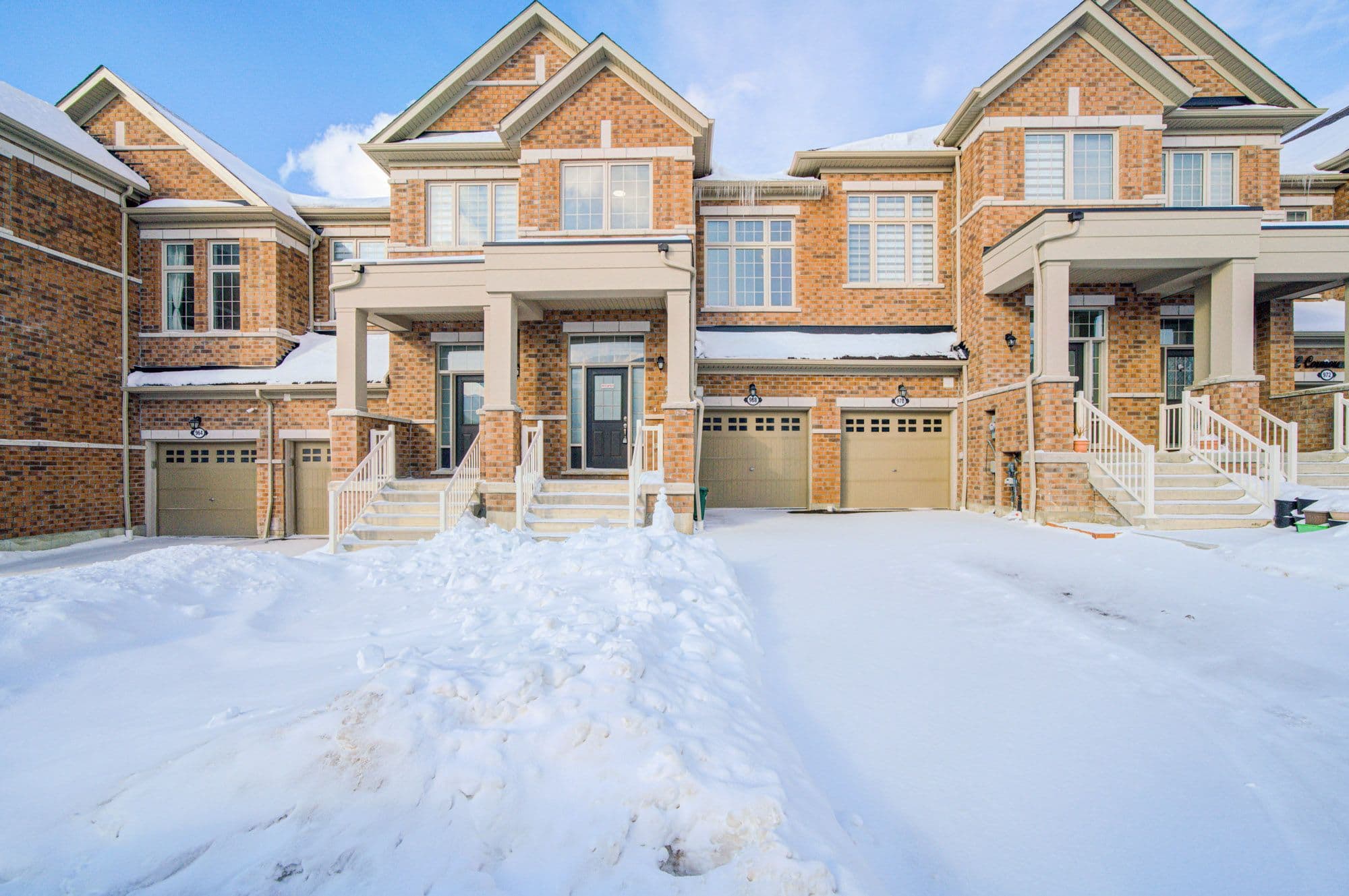 968 CORMORANT Path, Pickering, ON L1X 0P5, Pickering