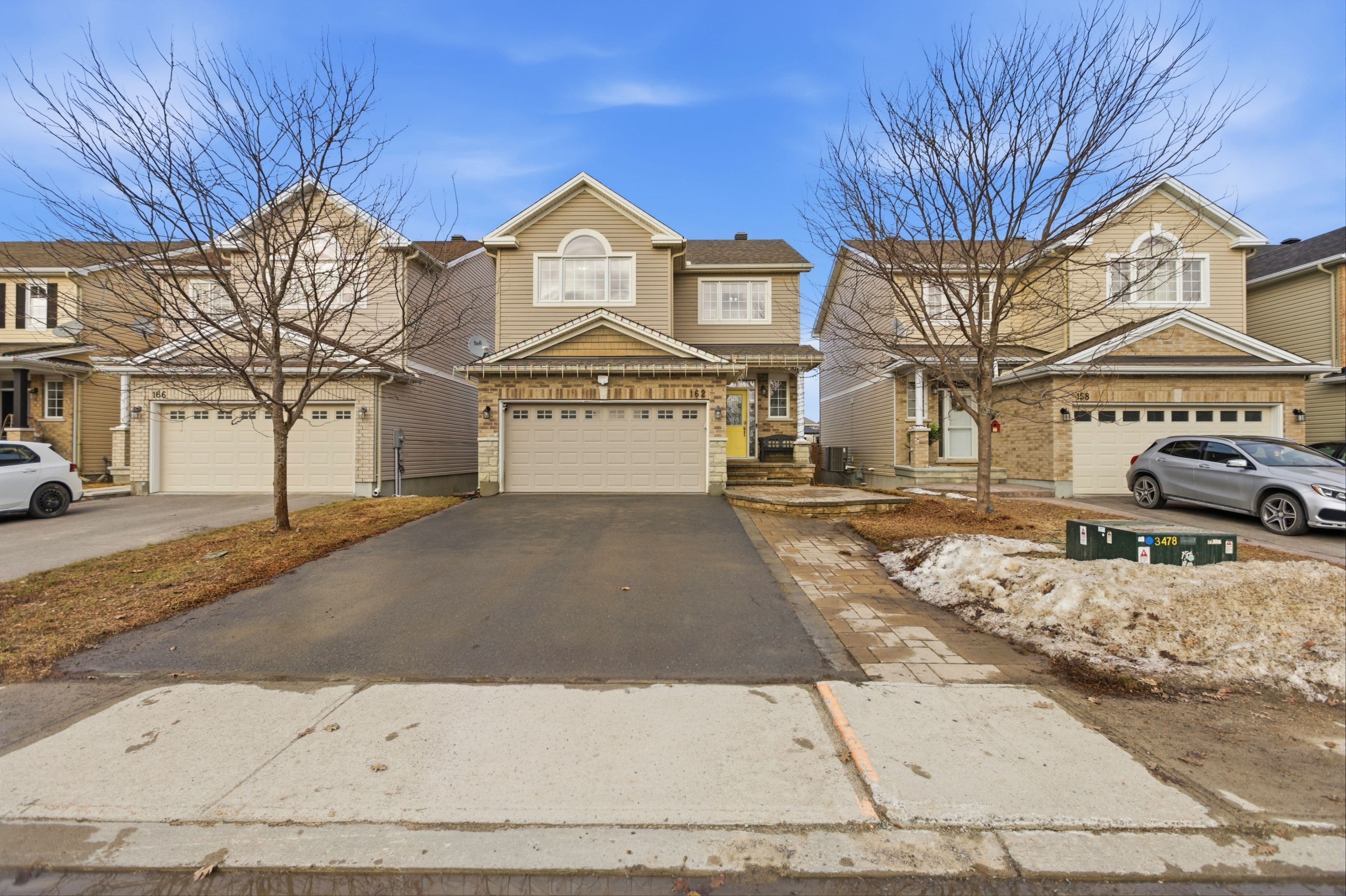 162 Bert Hall Street, Arnprior, ON K7S 0H1