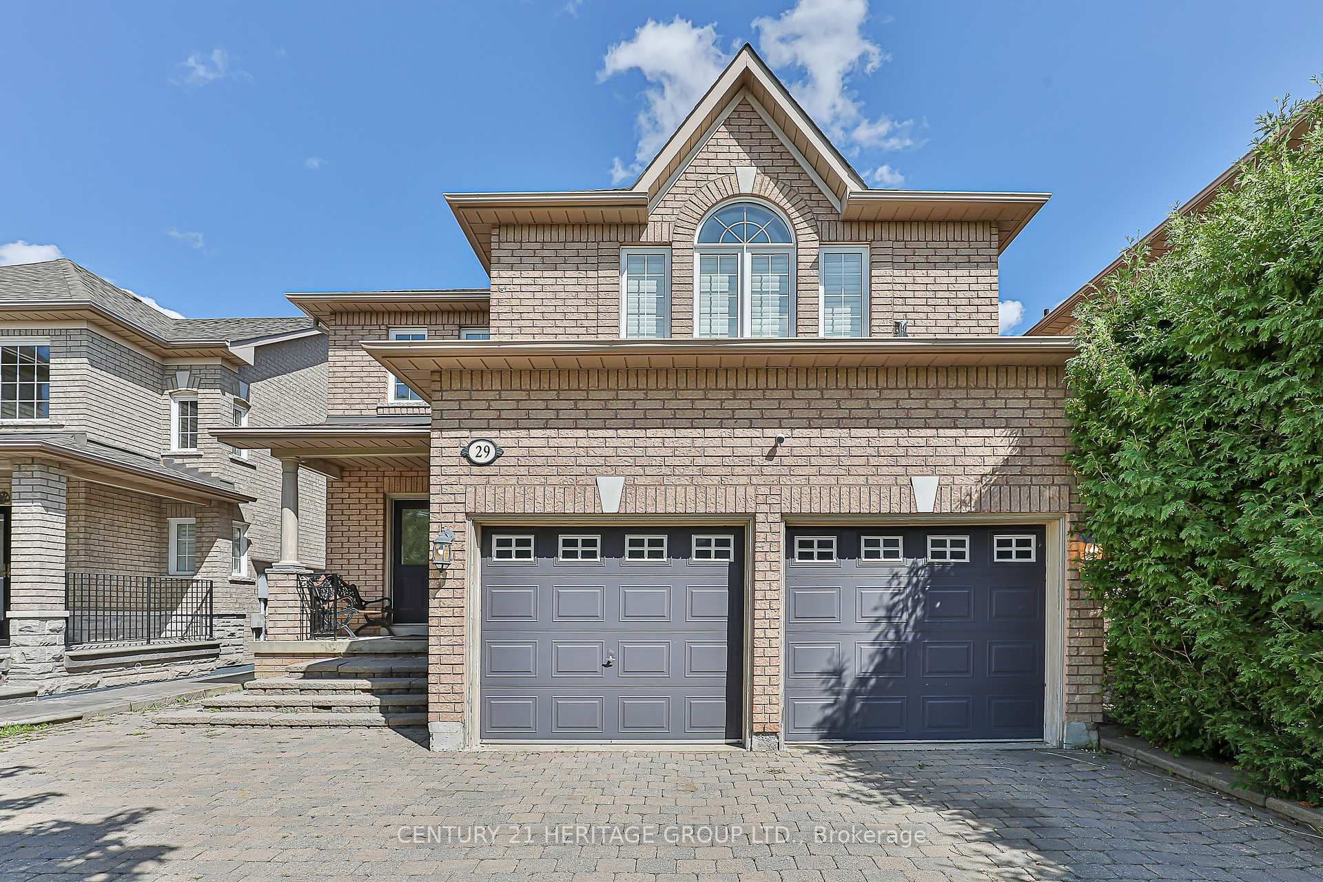 29 Eminence Road, Vaughan, ON L4K 5K1