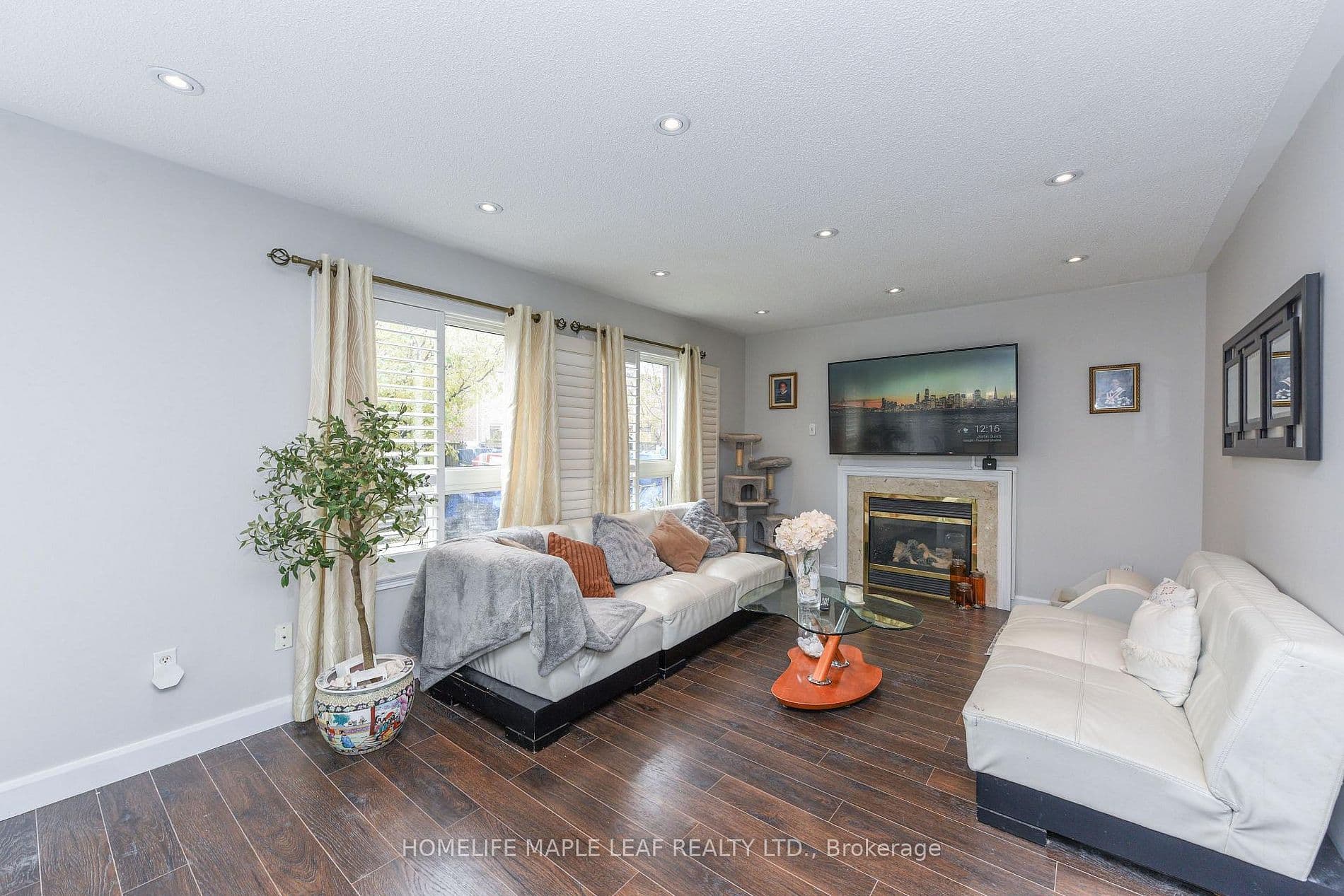 250 Brisdale Drive, Brampton, ON L7A 2T3