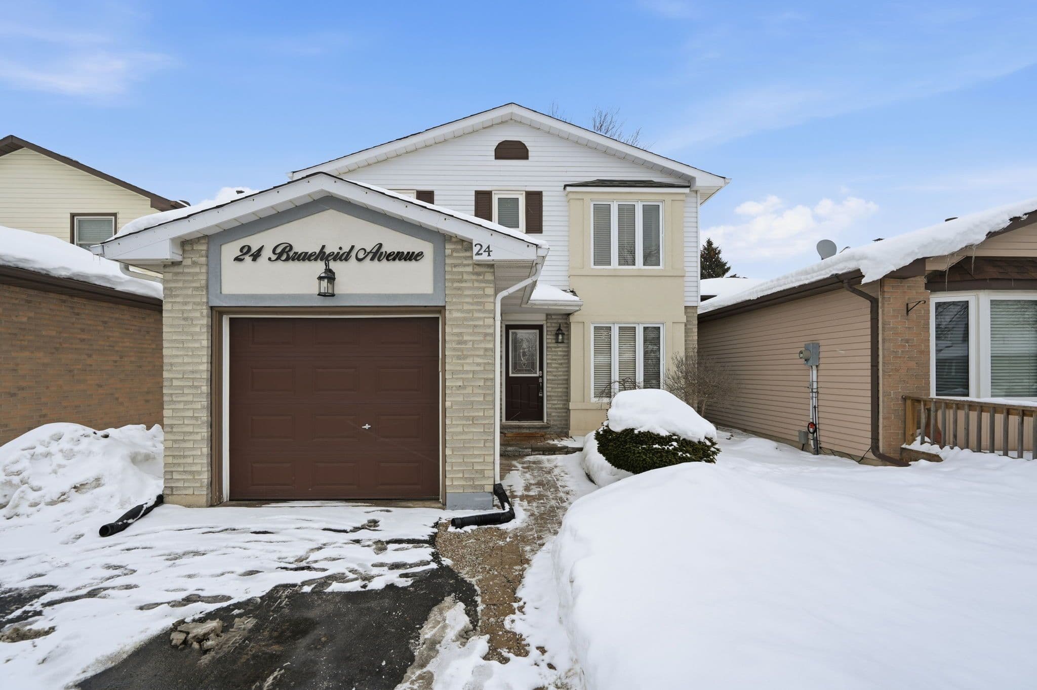 24 Braeheid Avenue, Hamilton, ON L8B 0C5
