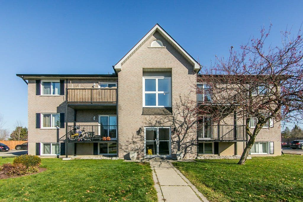 50 Campbell Court 103, Stratford, ON N5A 7T6