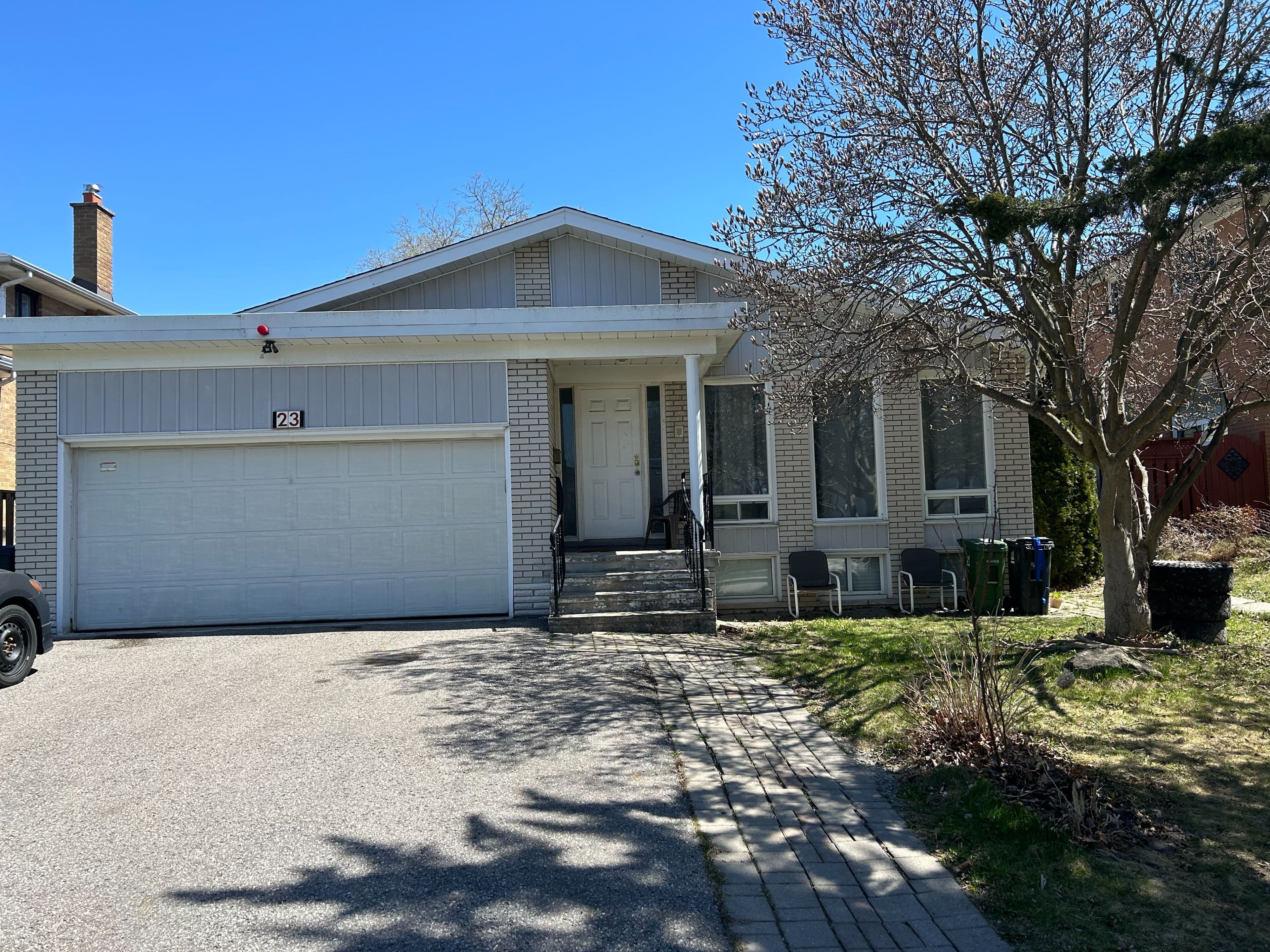 23 Pineway Blvd Boulevard Suite A, Toronto C15, ON M2H 1A3