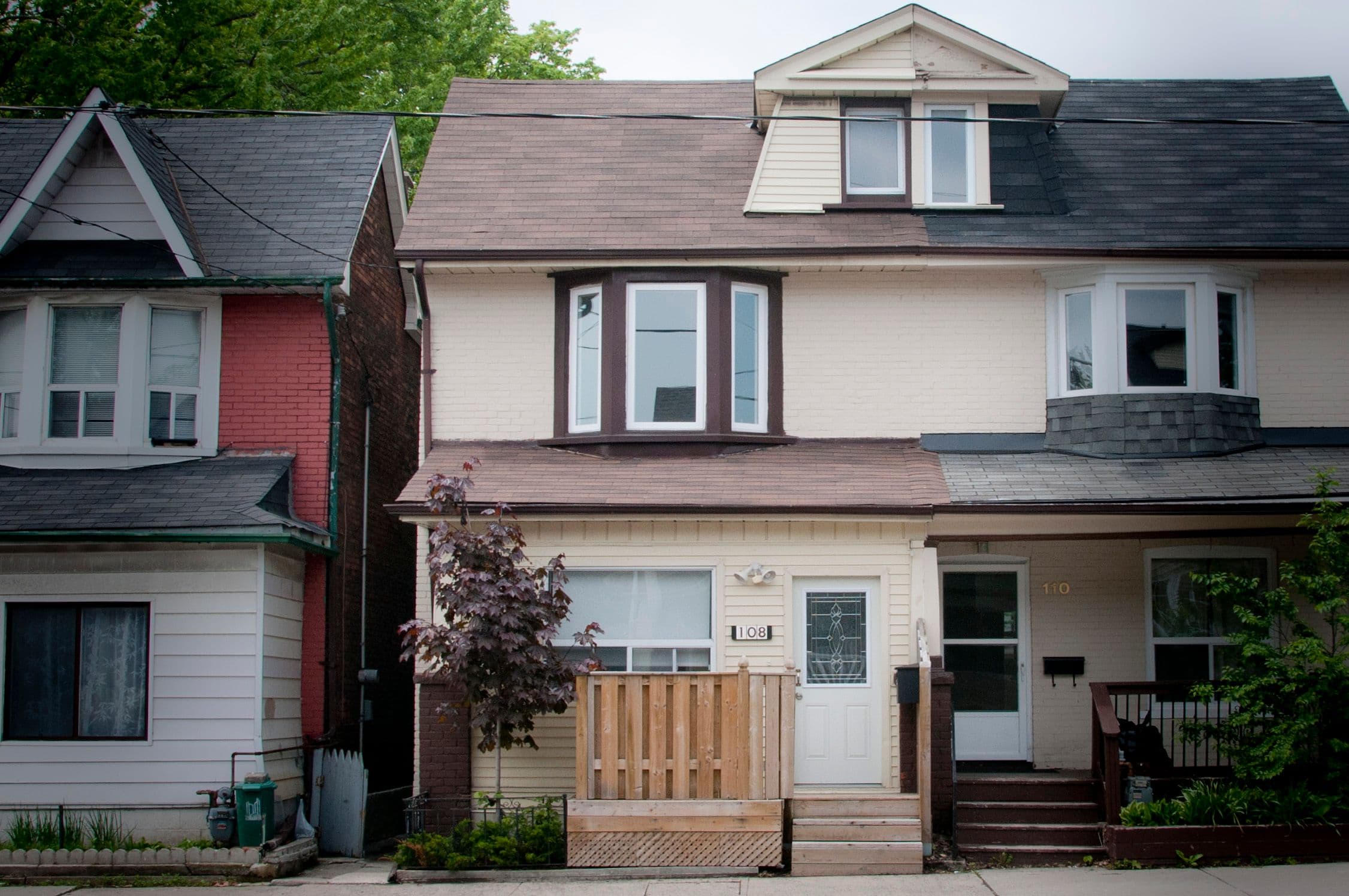 108 Jones Avenue Upper, Toronto E01, ON M4M 2Z8