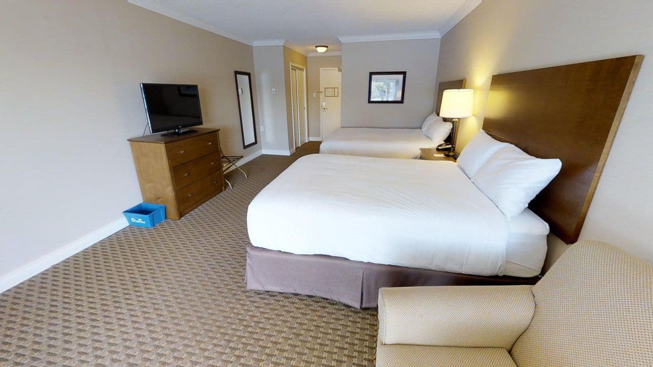 421 Bayshore - Deerhurst Drive 421, Huntsville, ON P1H 2E8