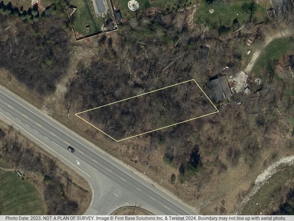 9736 Beachwood Road, Collingwood, ON L9Y 2Z1