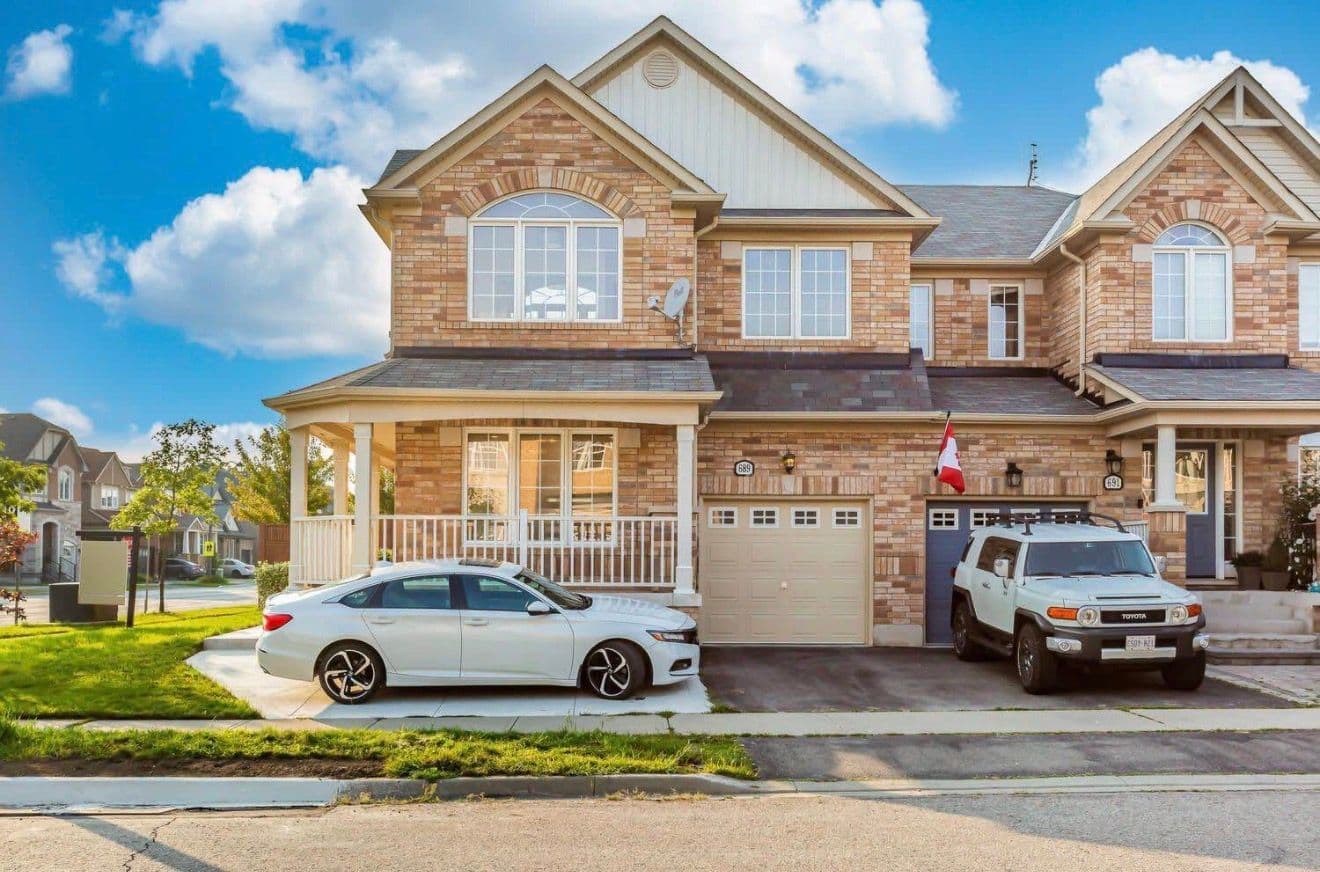 689 Ambroise Crescent, Milton, ON L9T 0M4