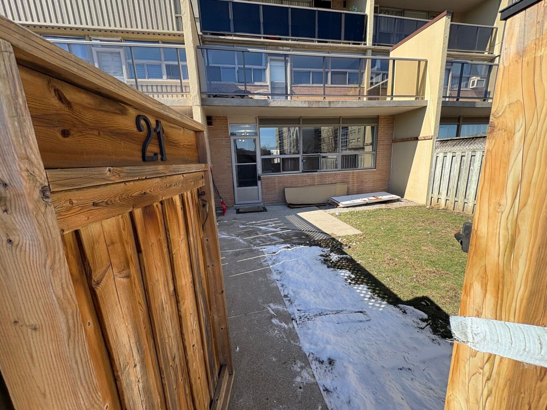 15 Nicklaus Drive 21, Hamilton, ON L8K 5J5