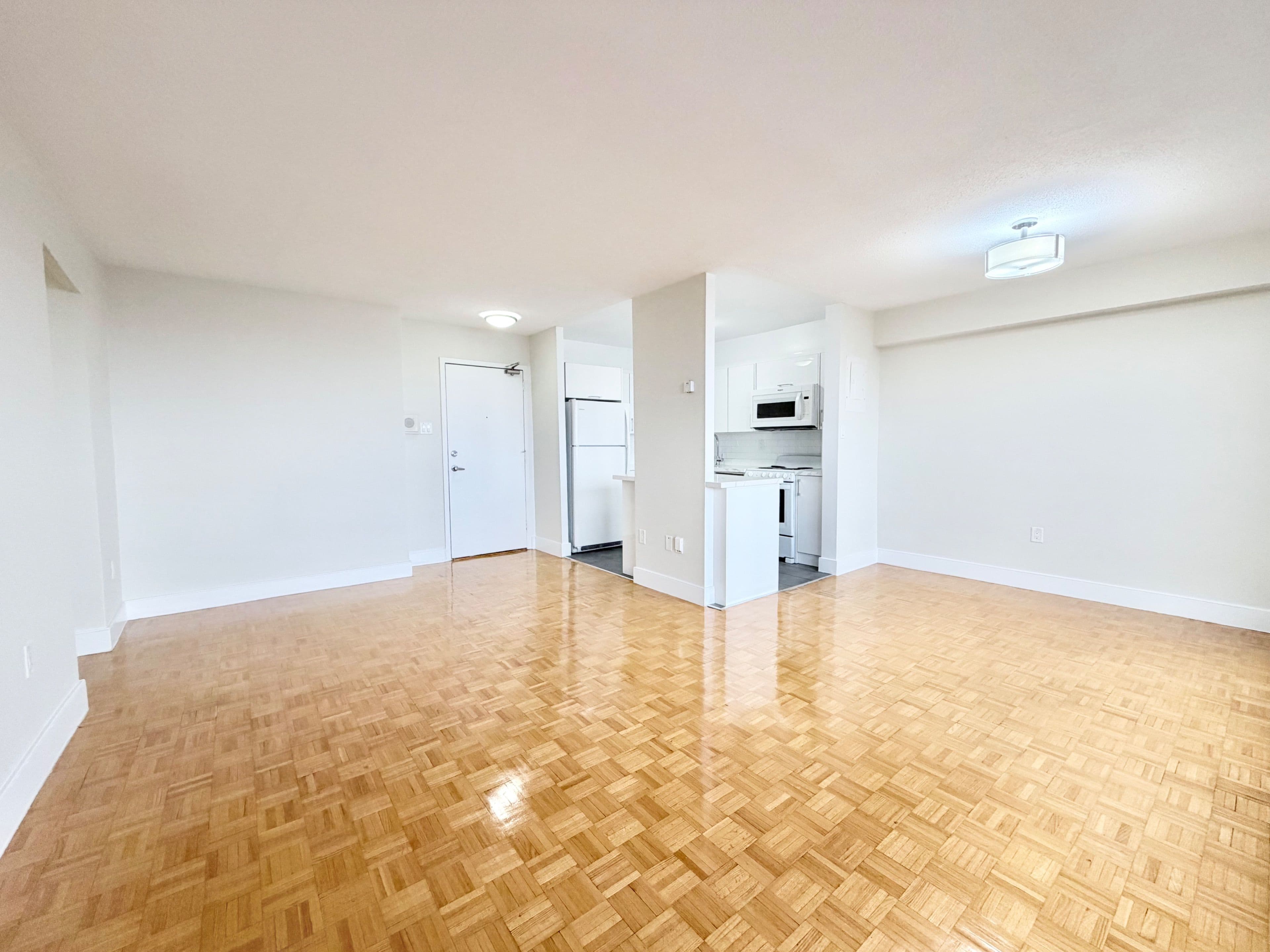 666 Spadina Avenue 2003, Toronto C01, ON M5S 2H8