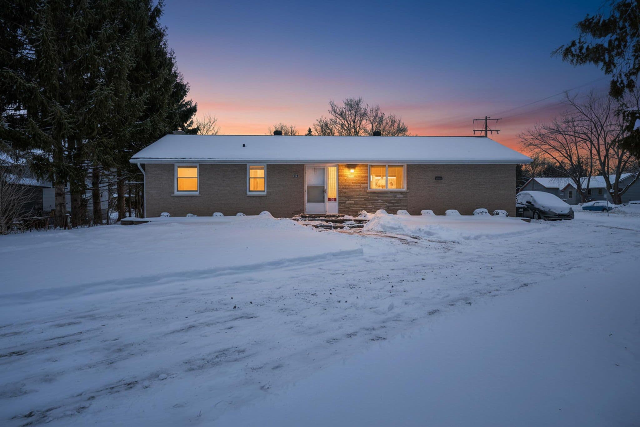 24 Drummond Street, Adjala-Tosorontio, ON L0G 1L0