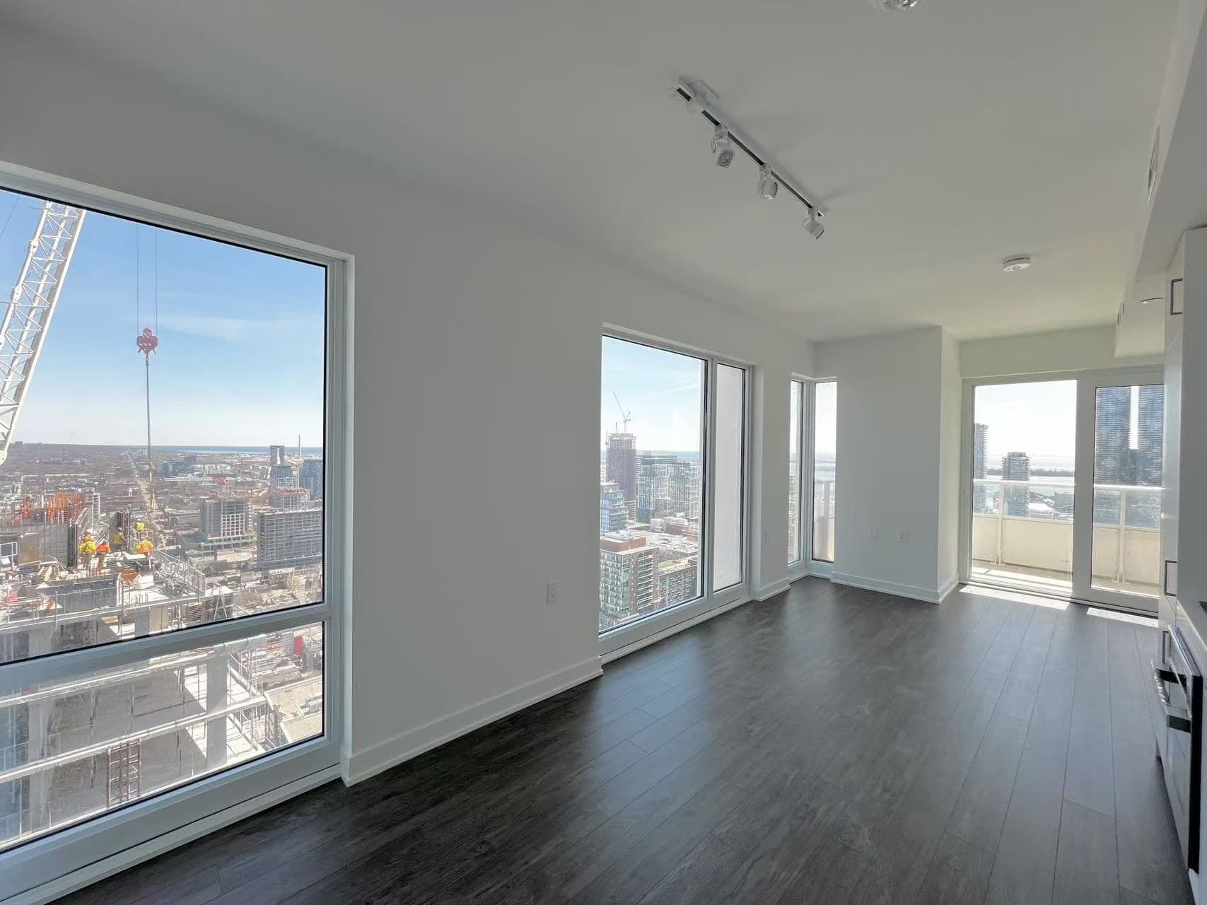 88 Queen Street E 3603, Toronto C08, ON M5C 0B6